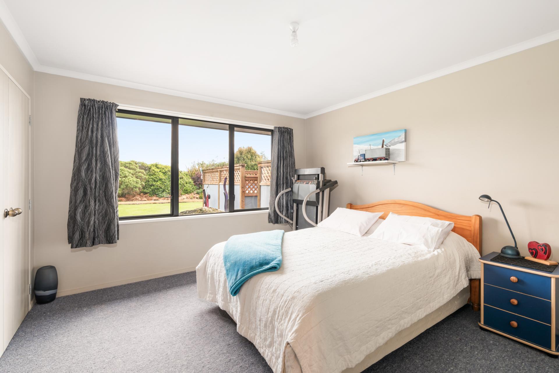 185 Centre Road, Momona