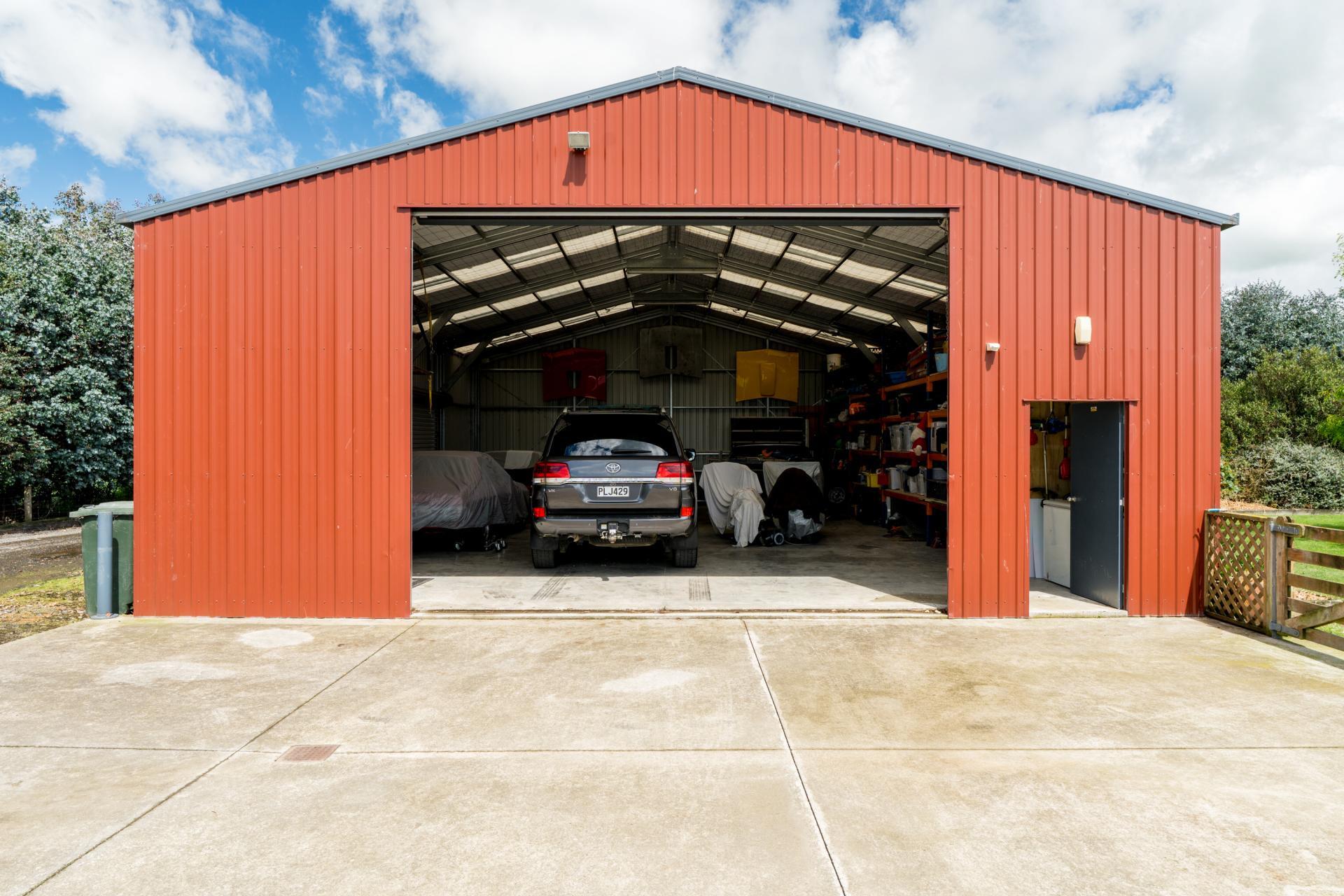 185 Centre Road, Momona