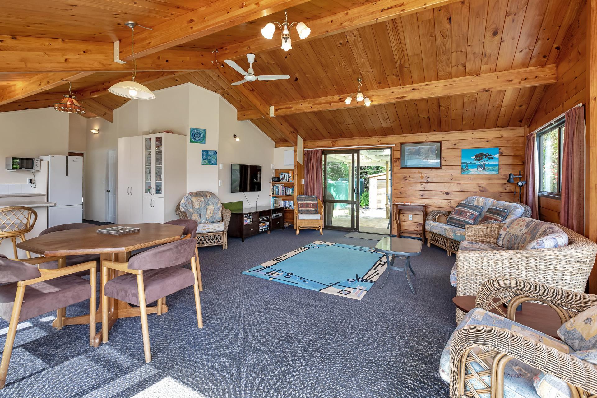 121 Ohawini Road, Oakura