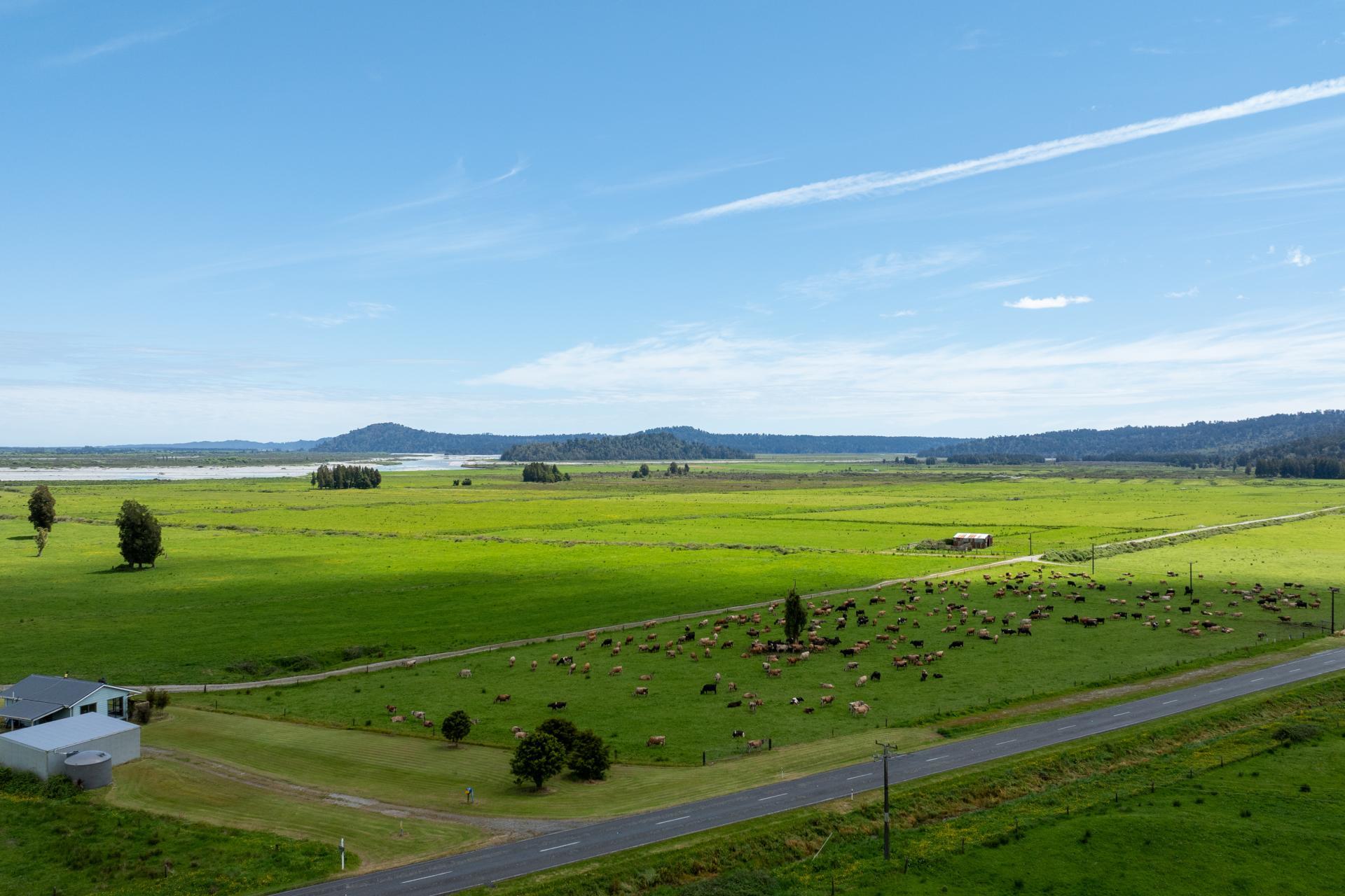 1627 Whataroa Highway, Whataroa