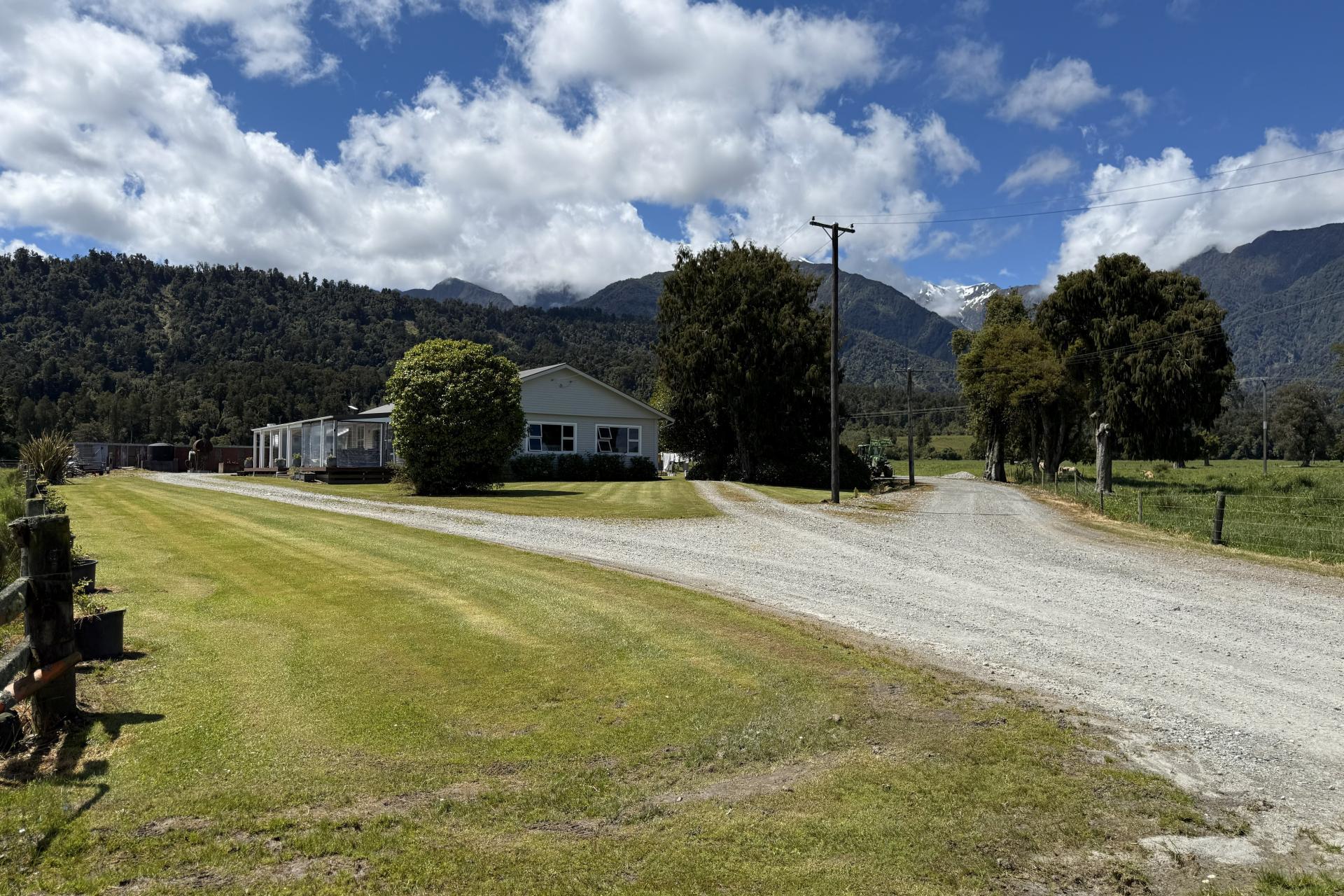 1627 Whataroa Highway, Whataroa