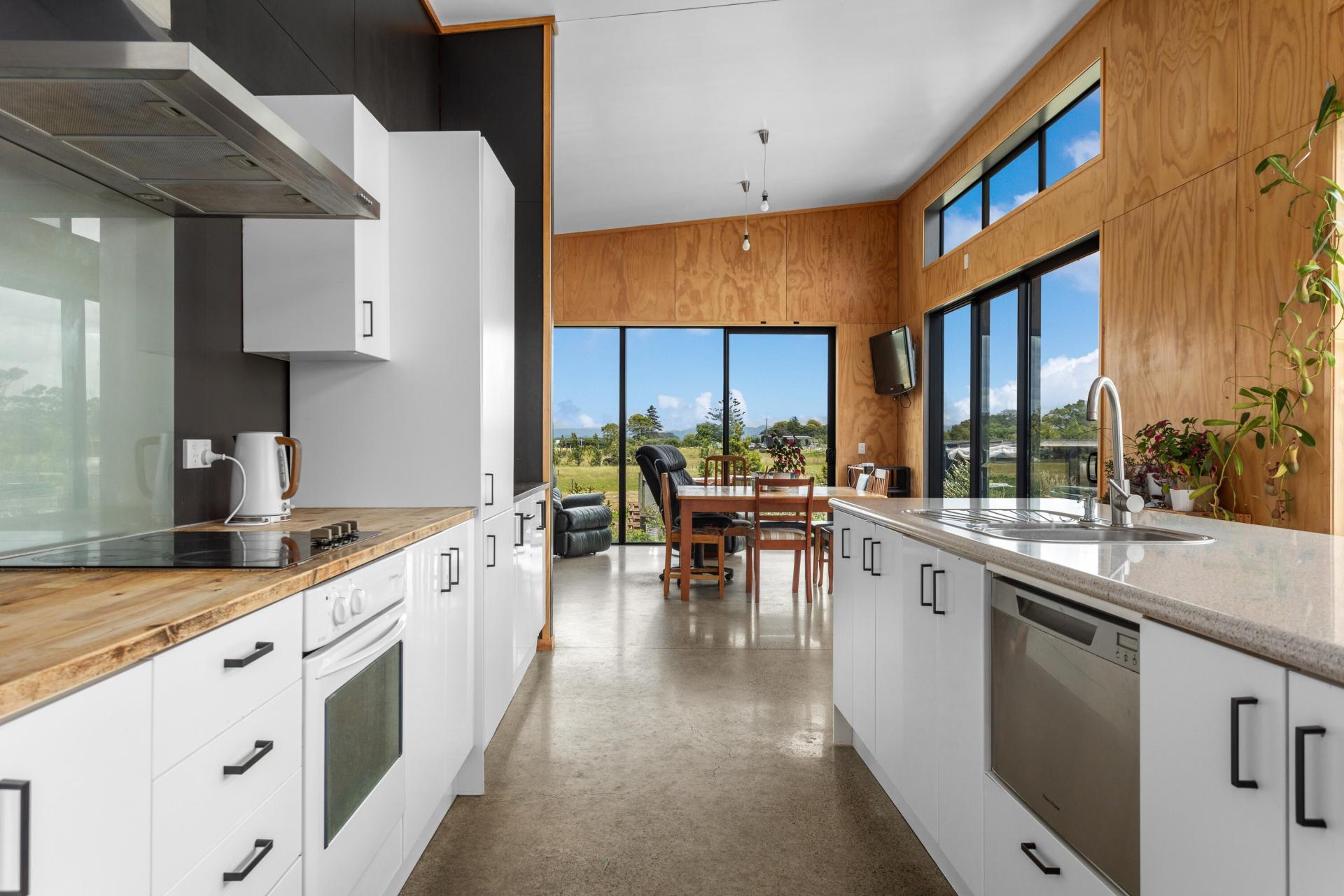 95B Thornton Beach Road, Thornton