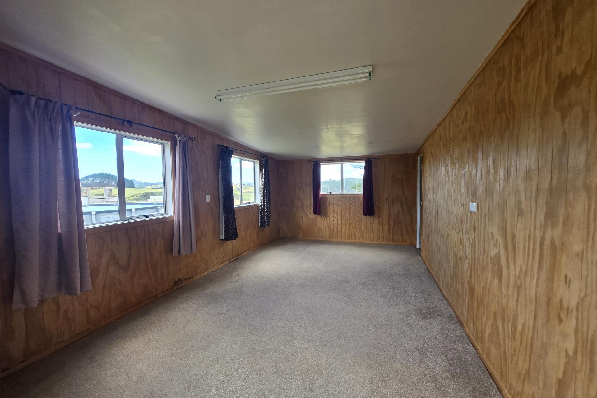 378 Notorious Road, Mahuta