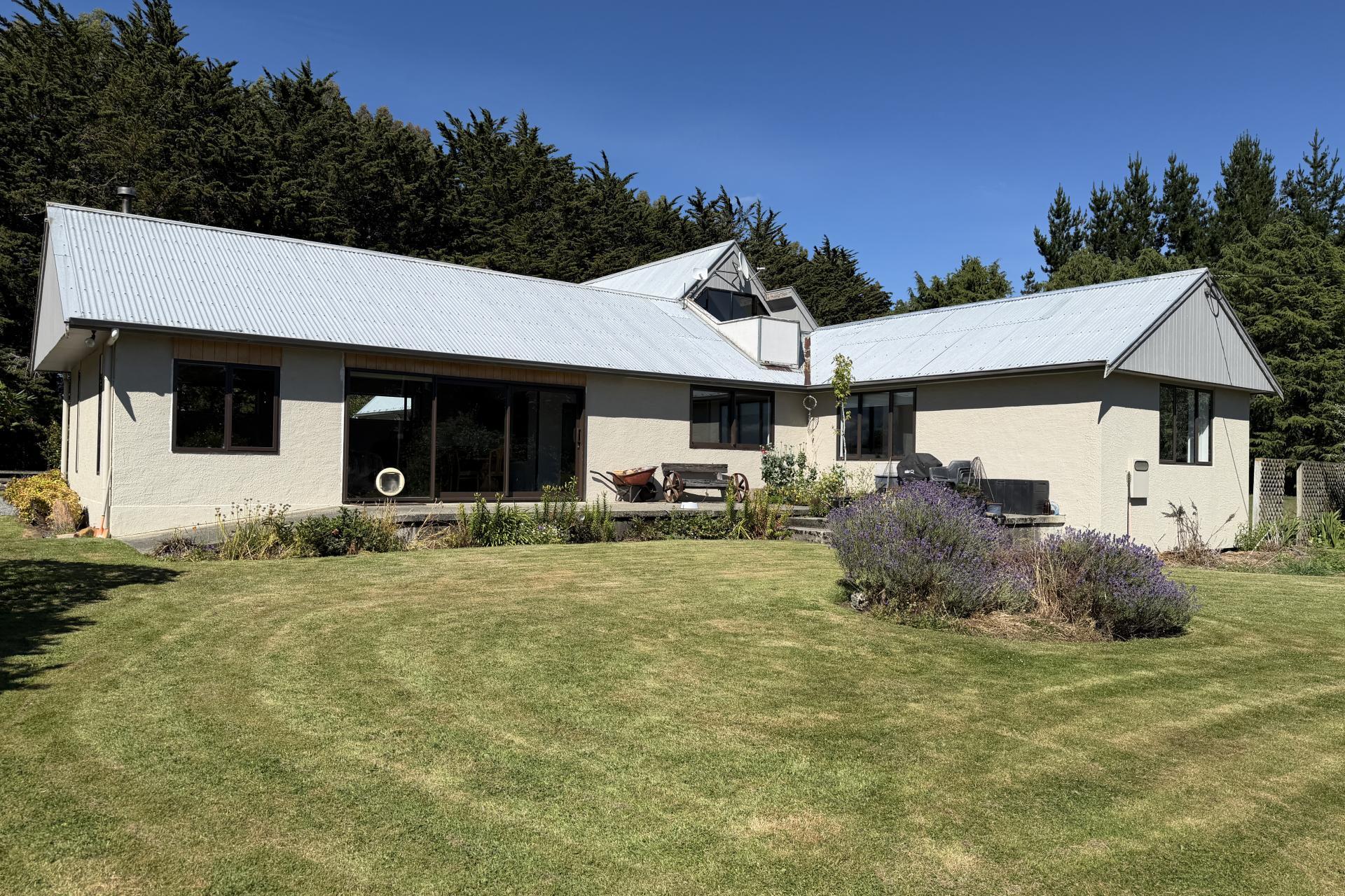 980 Moa Flat Road, Moa Flat