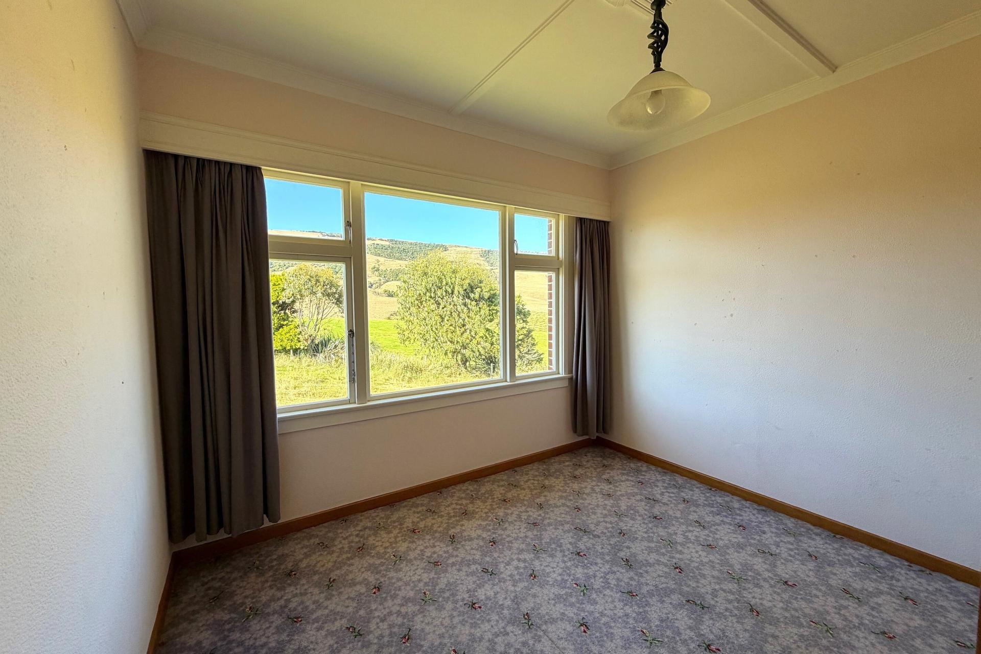 820 Wyndham Valley Road, Glenham