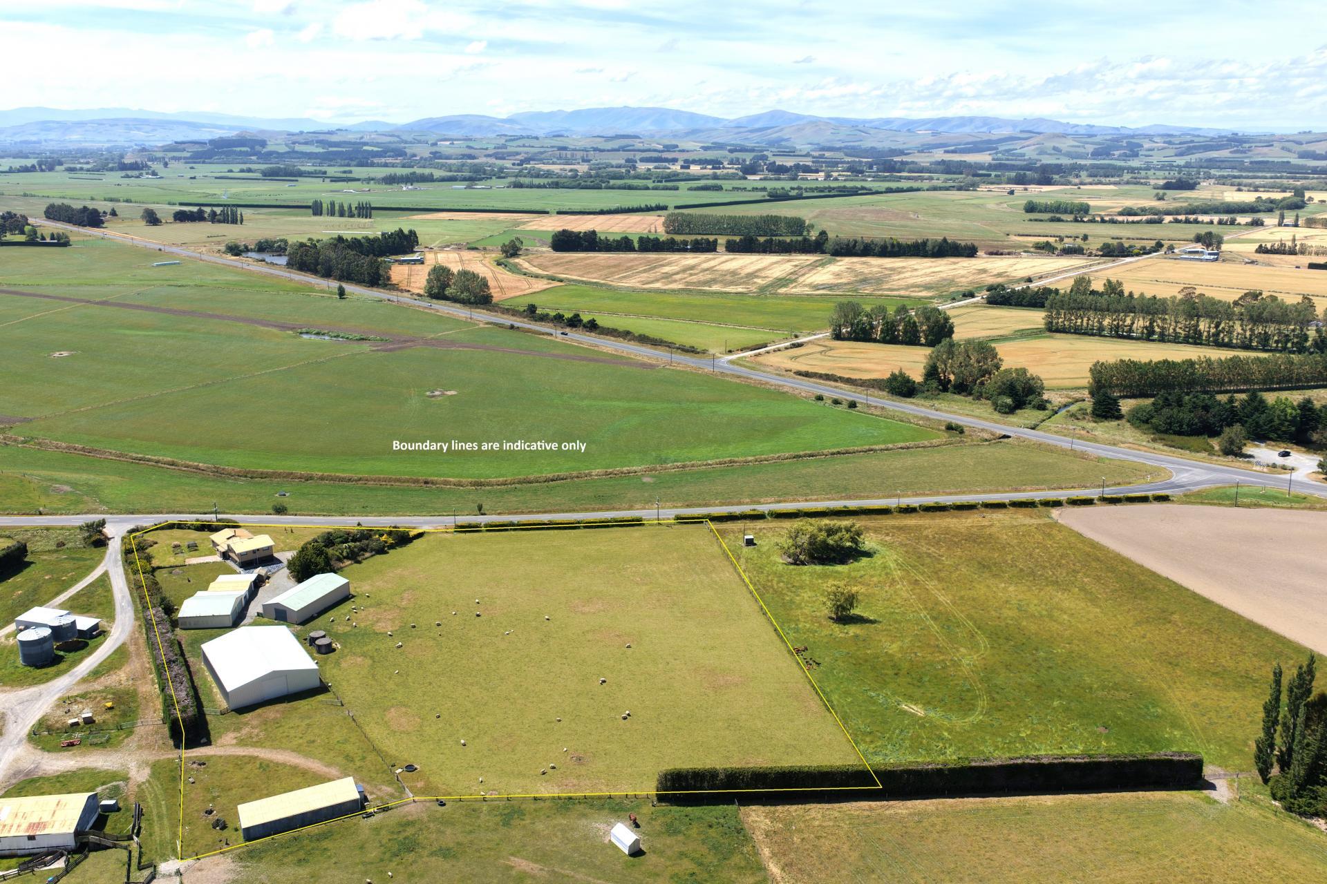 27 Mandeville Kingston Crossing Road, Mandeville