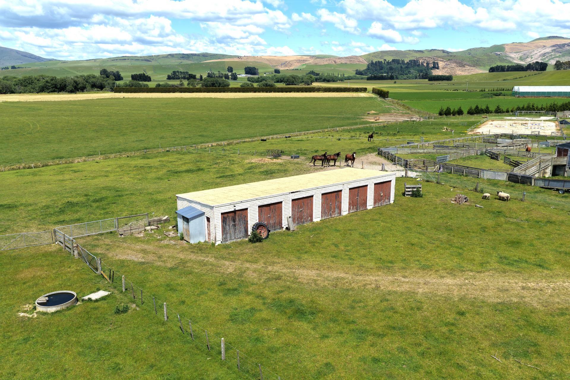 27 Mandeville Kingston Crossing Road, Mandeville