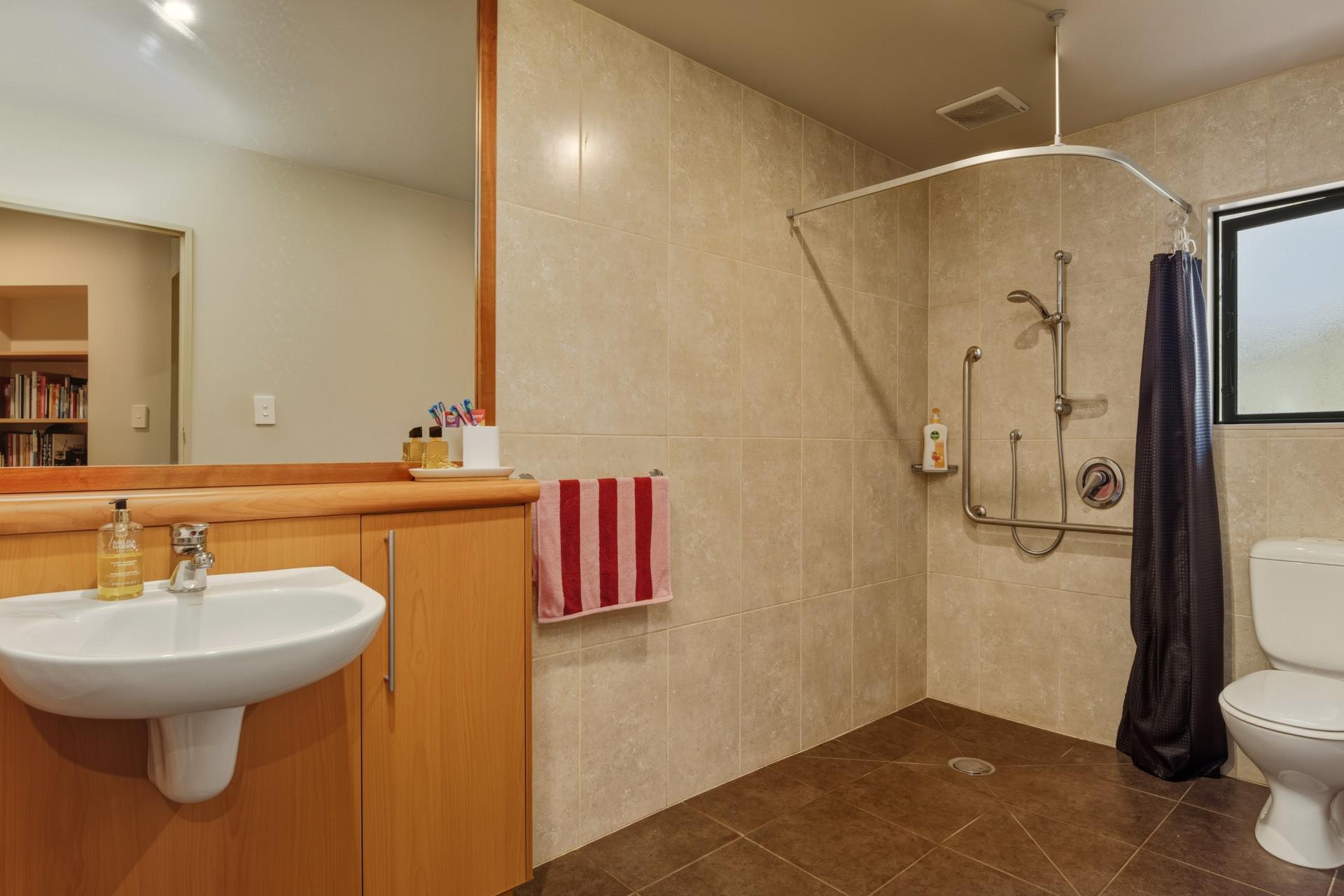 140 Leslies Road, Okaramio