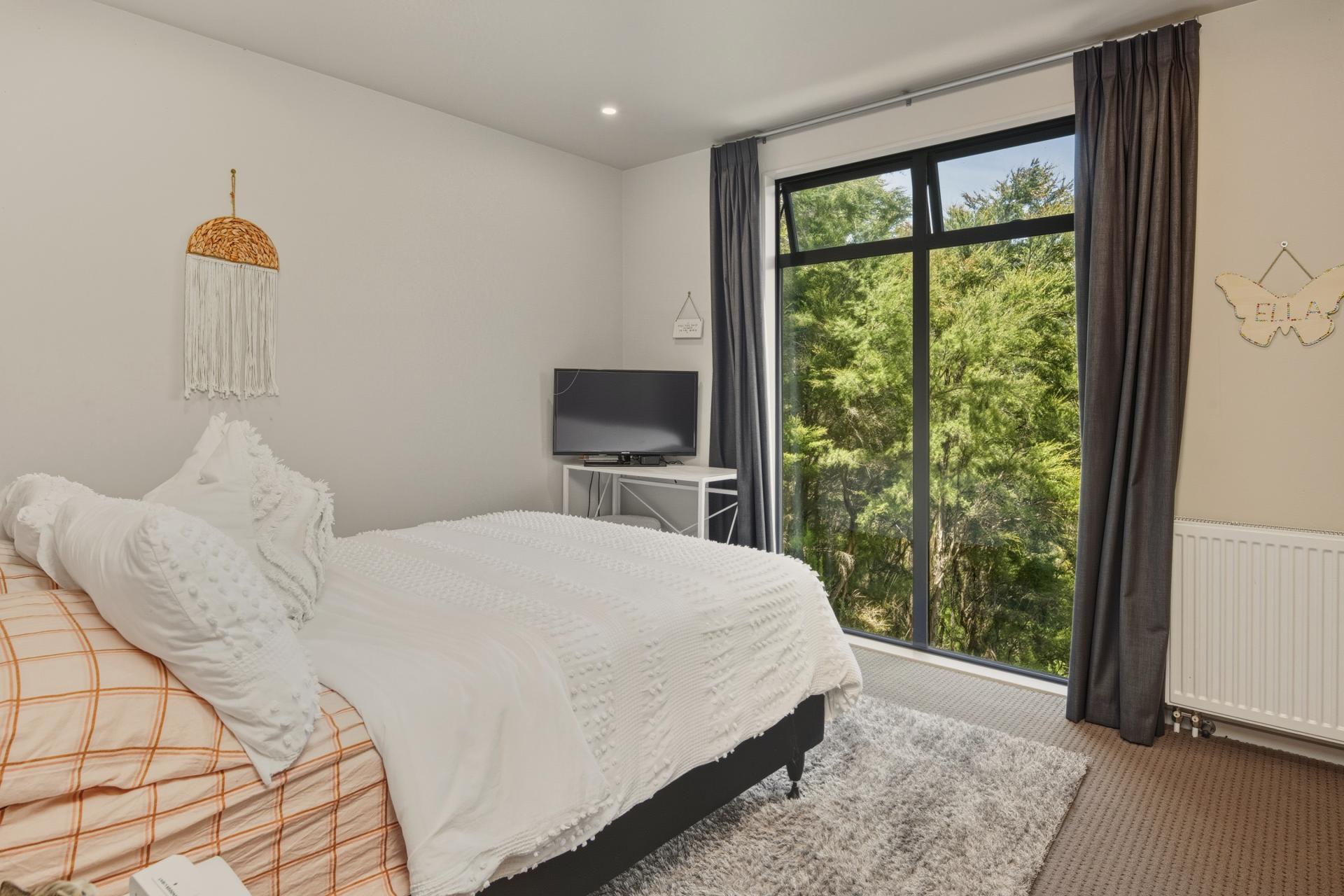 140 Leslies Road, Okaramio