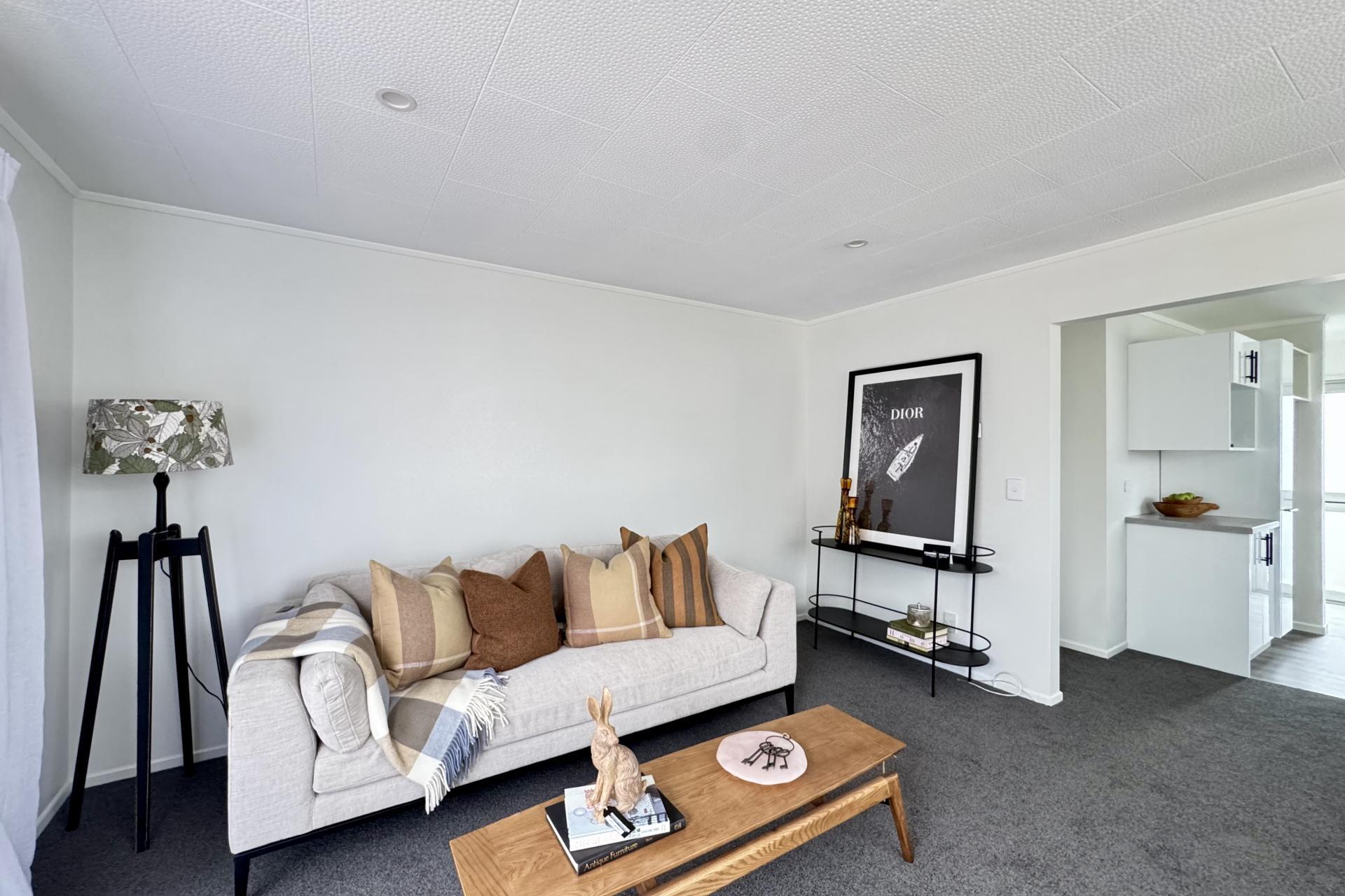 Unit 3, 17 Oxford Street, West End