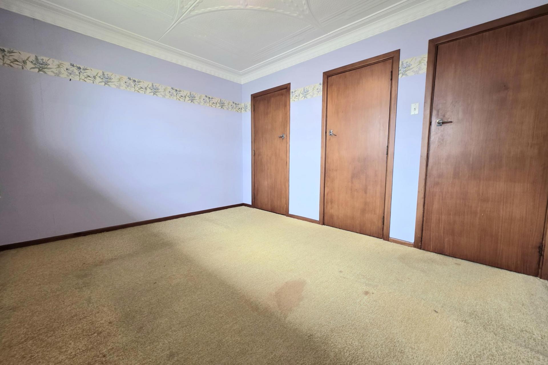 4 Glendale Crescent, Holmes Hill