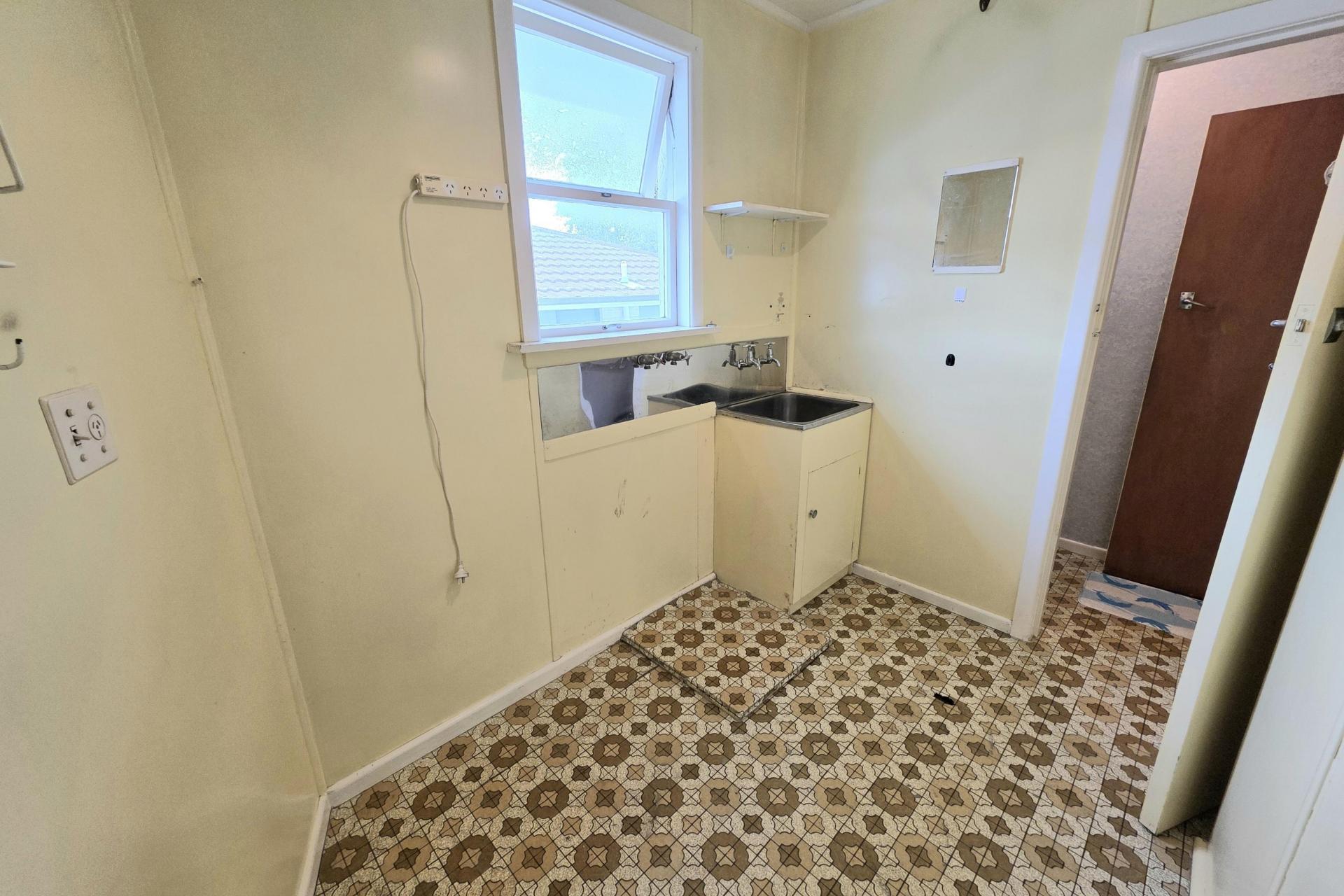 4 Glendale Crescent, Holmes Hill