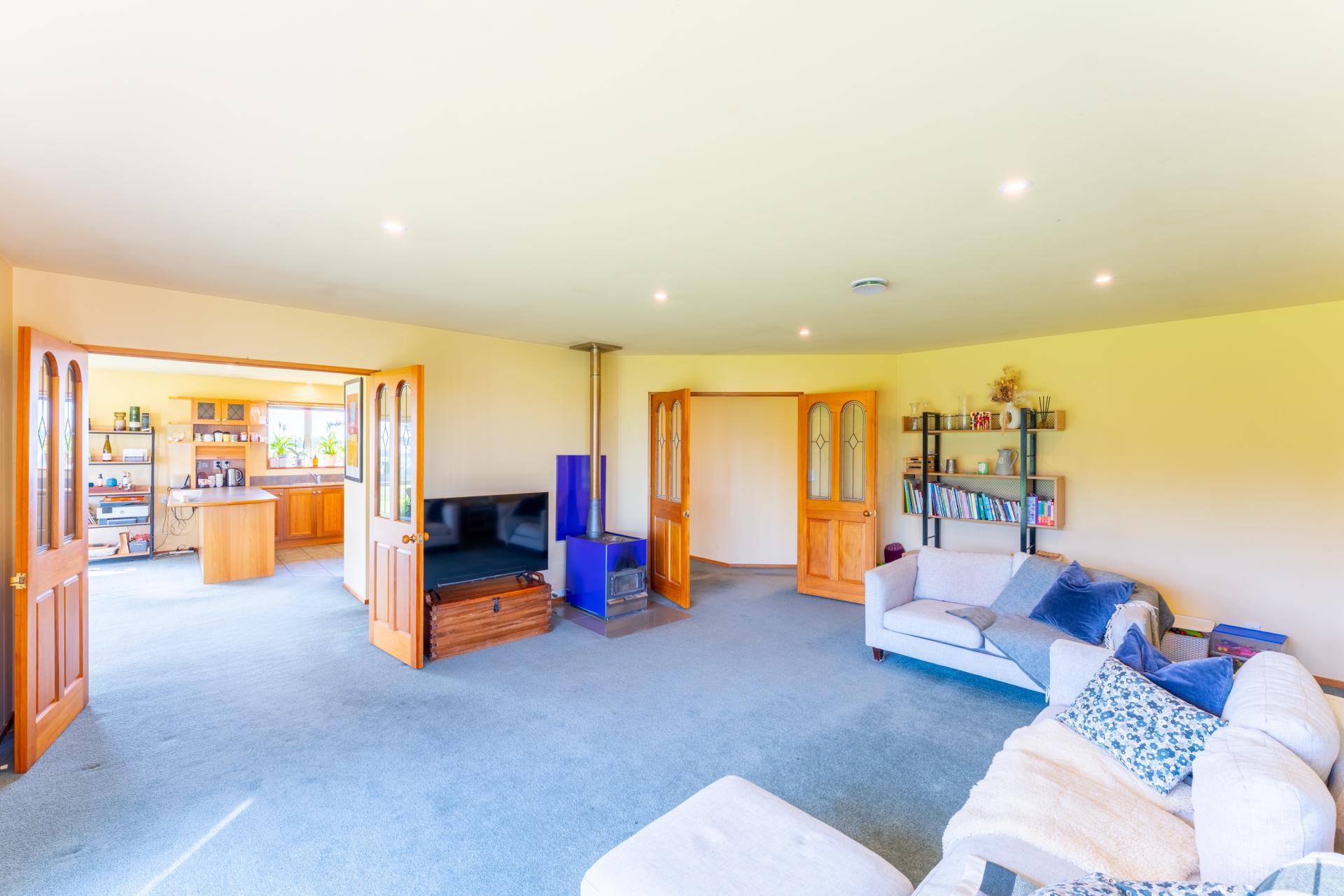 457 Cliffs Road, Claremont