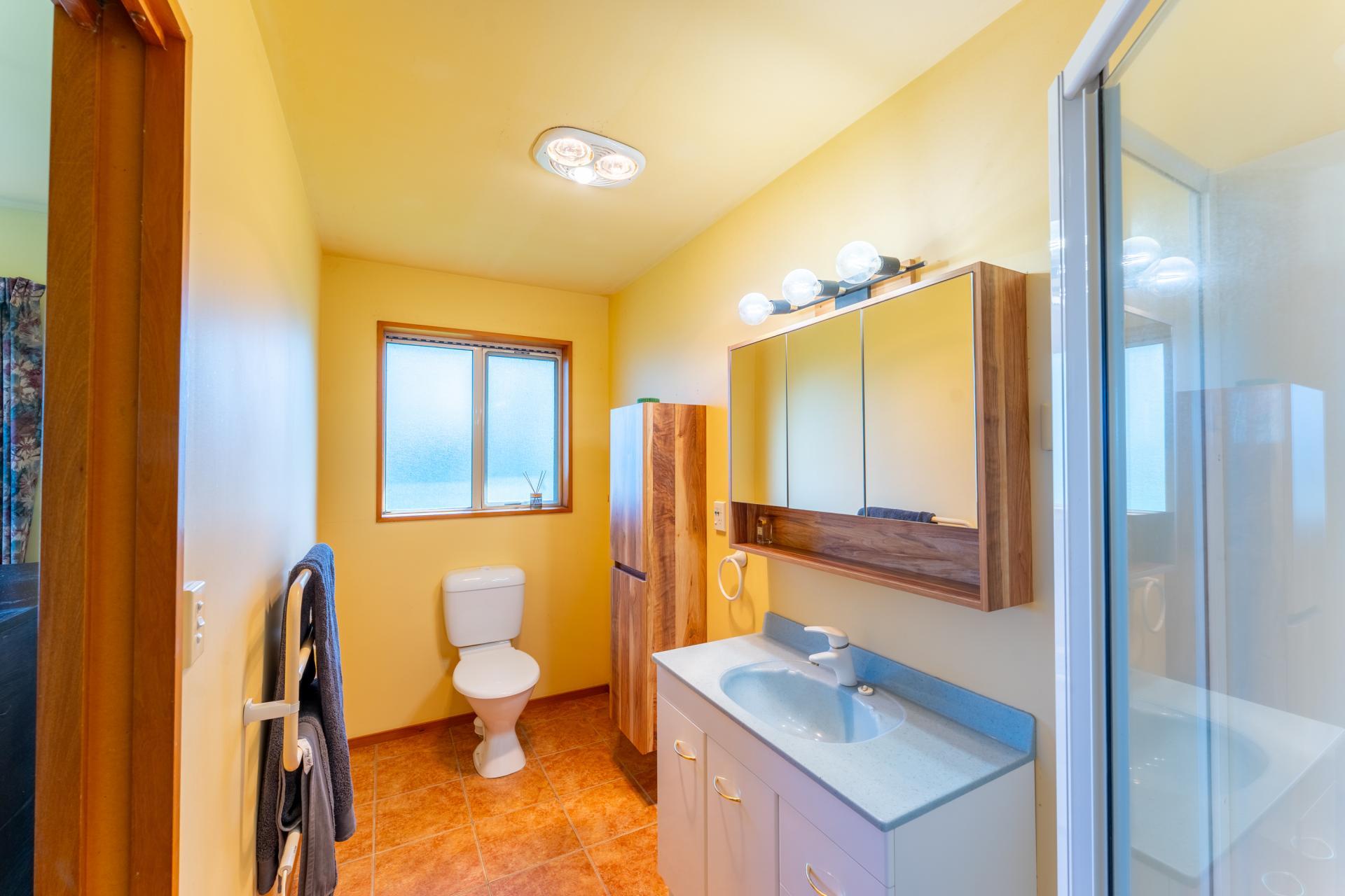 457 Cliffs Road, Claremont