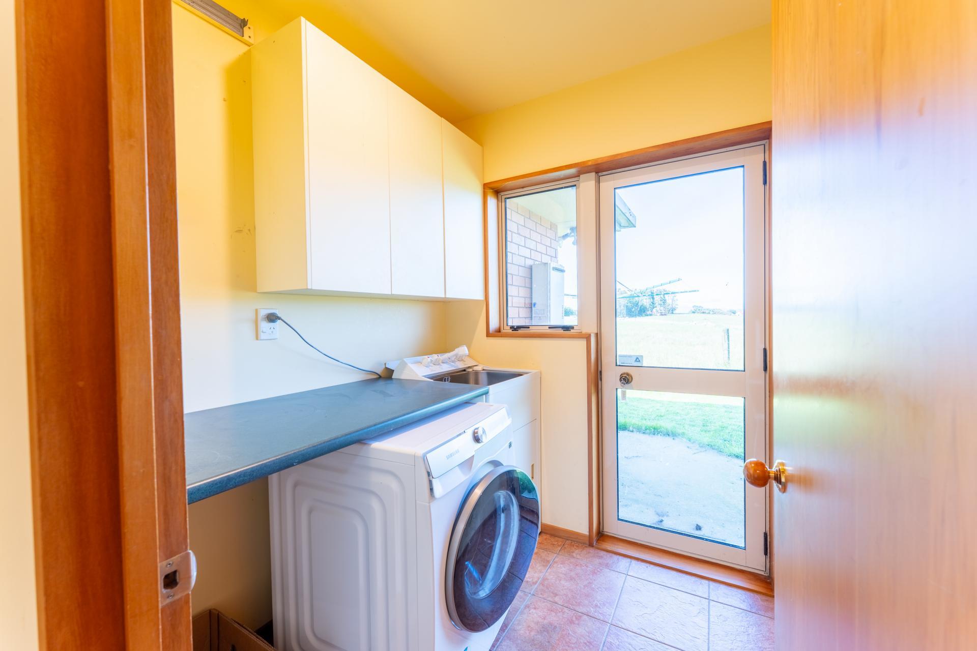 457 Cliffs Road, Claremont