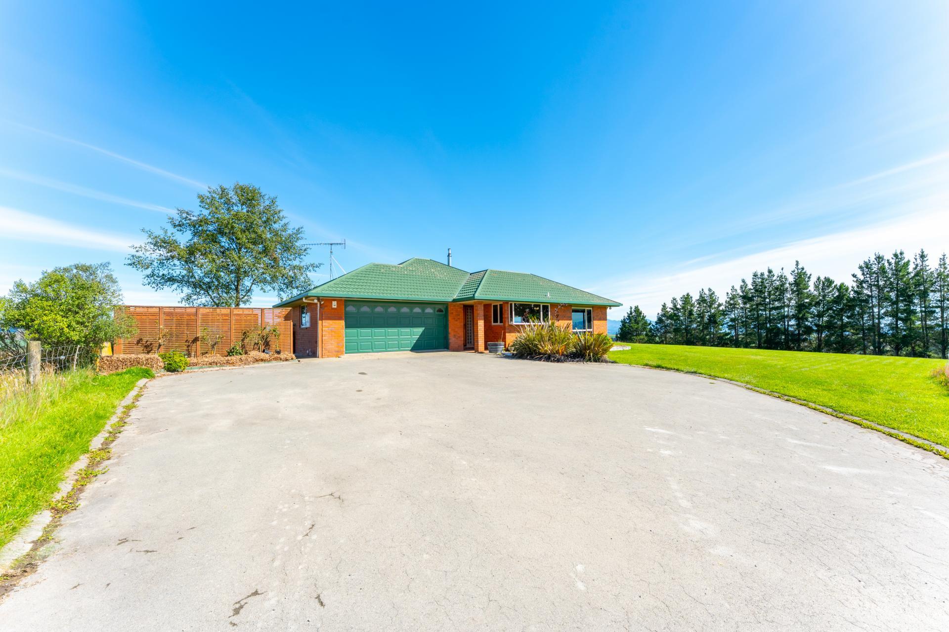 457 Cliffs Road, Claremont