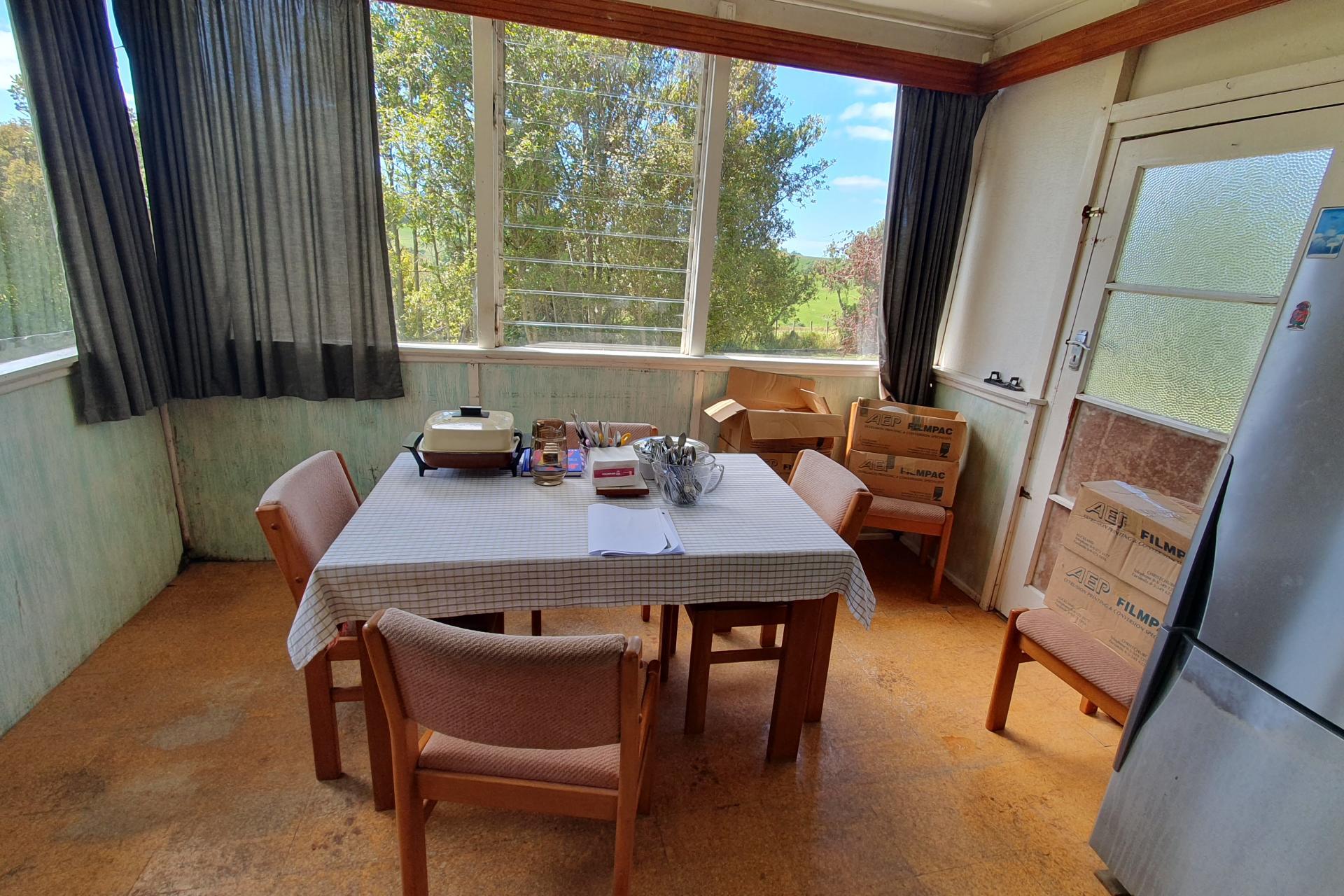 237 Hewlett Road, Mata