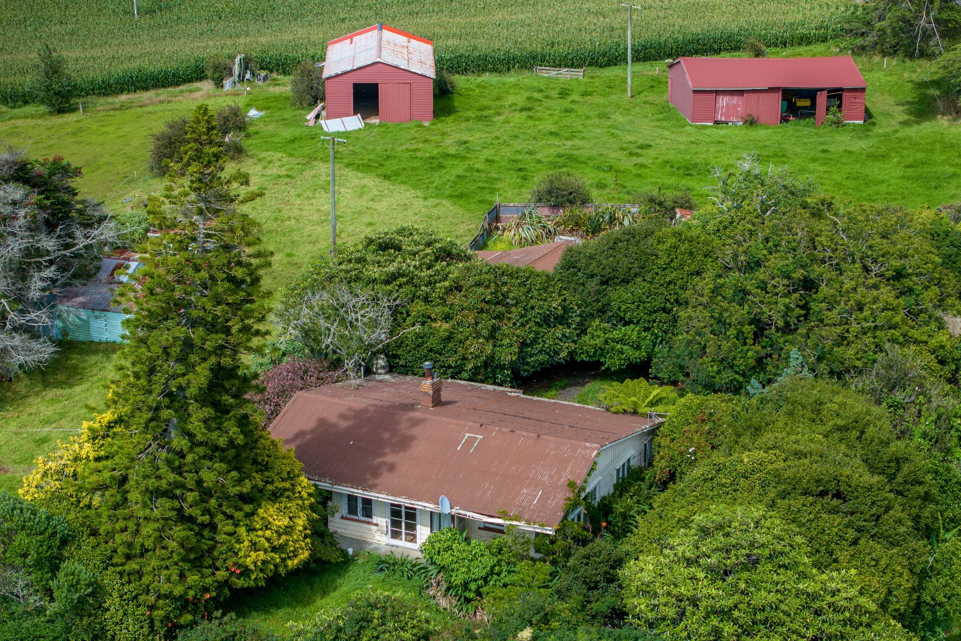 312 Grahams Beach Road, Manukau Heads