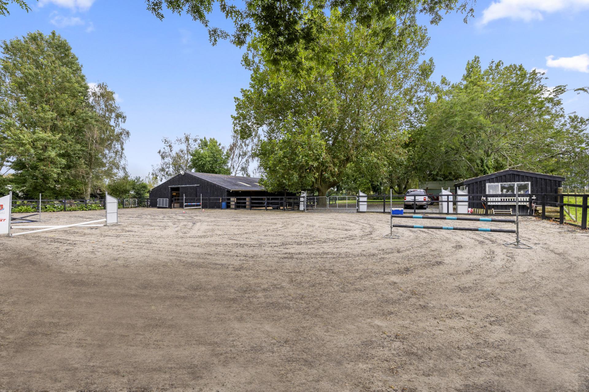 64 Reynolds Road, Rotoorangi