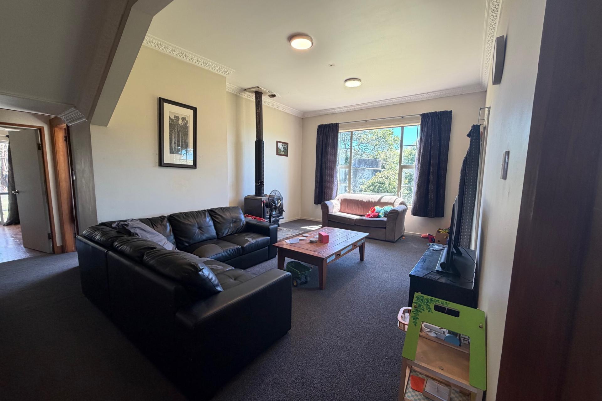 Gorge Road, Gorge Road