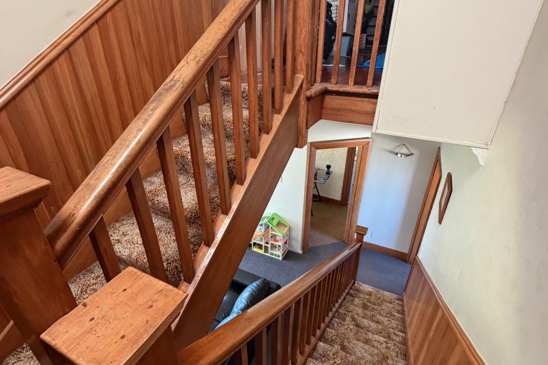 Gorge Road, Gorge Road