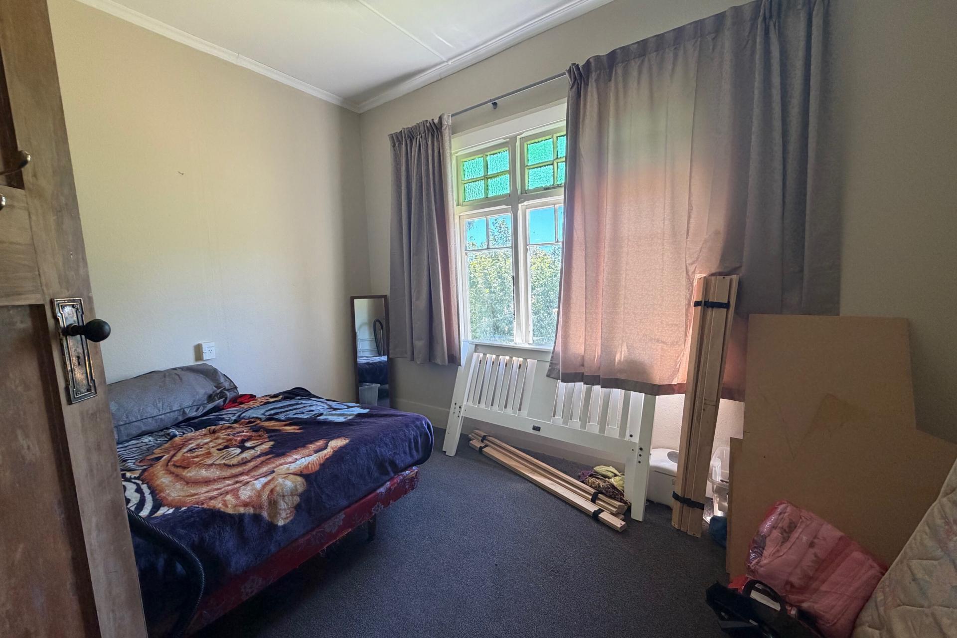 Gorge Road, Gorge Road