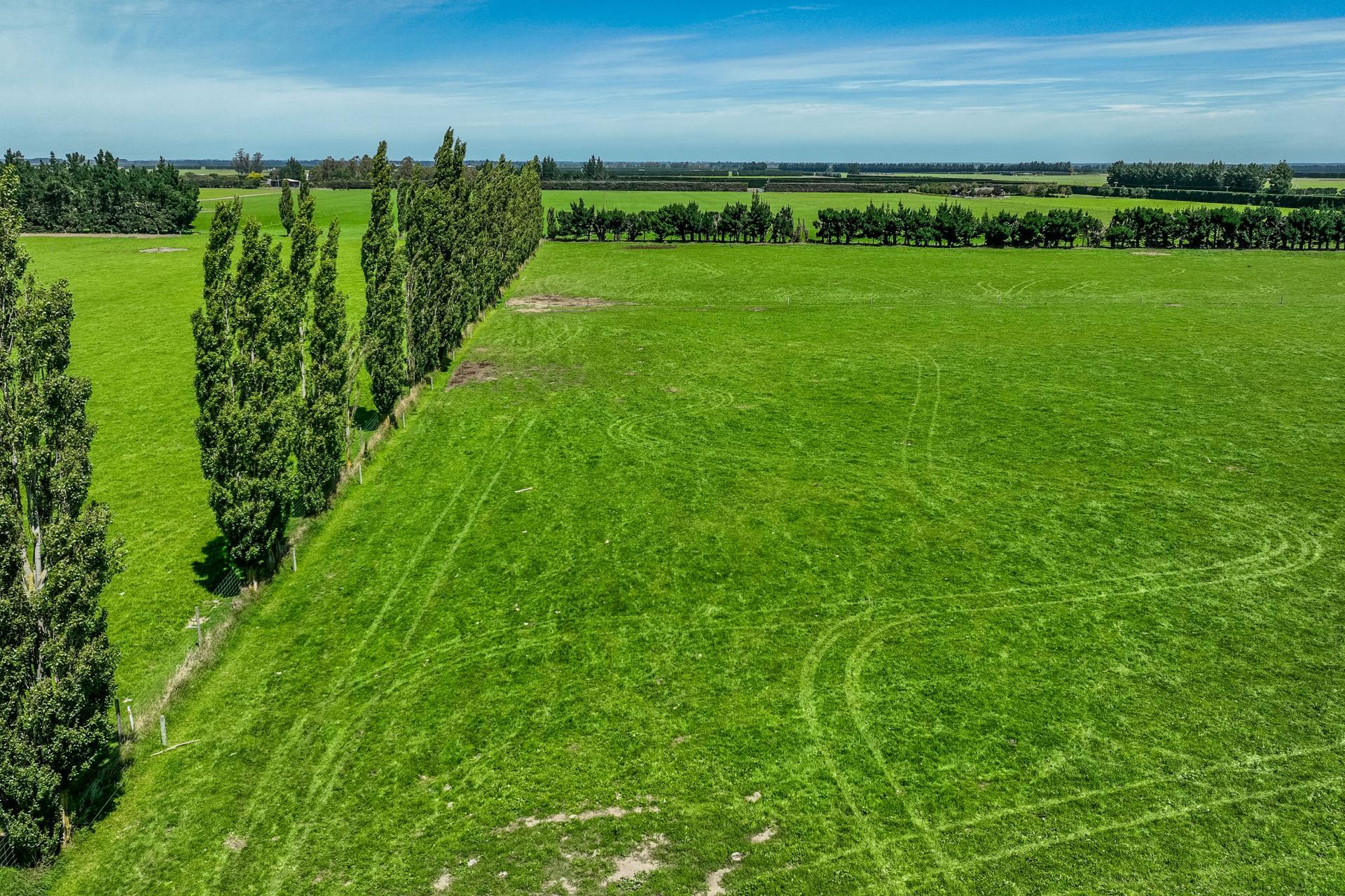 300 Courtenay Road, Charing Cross