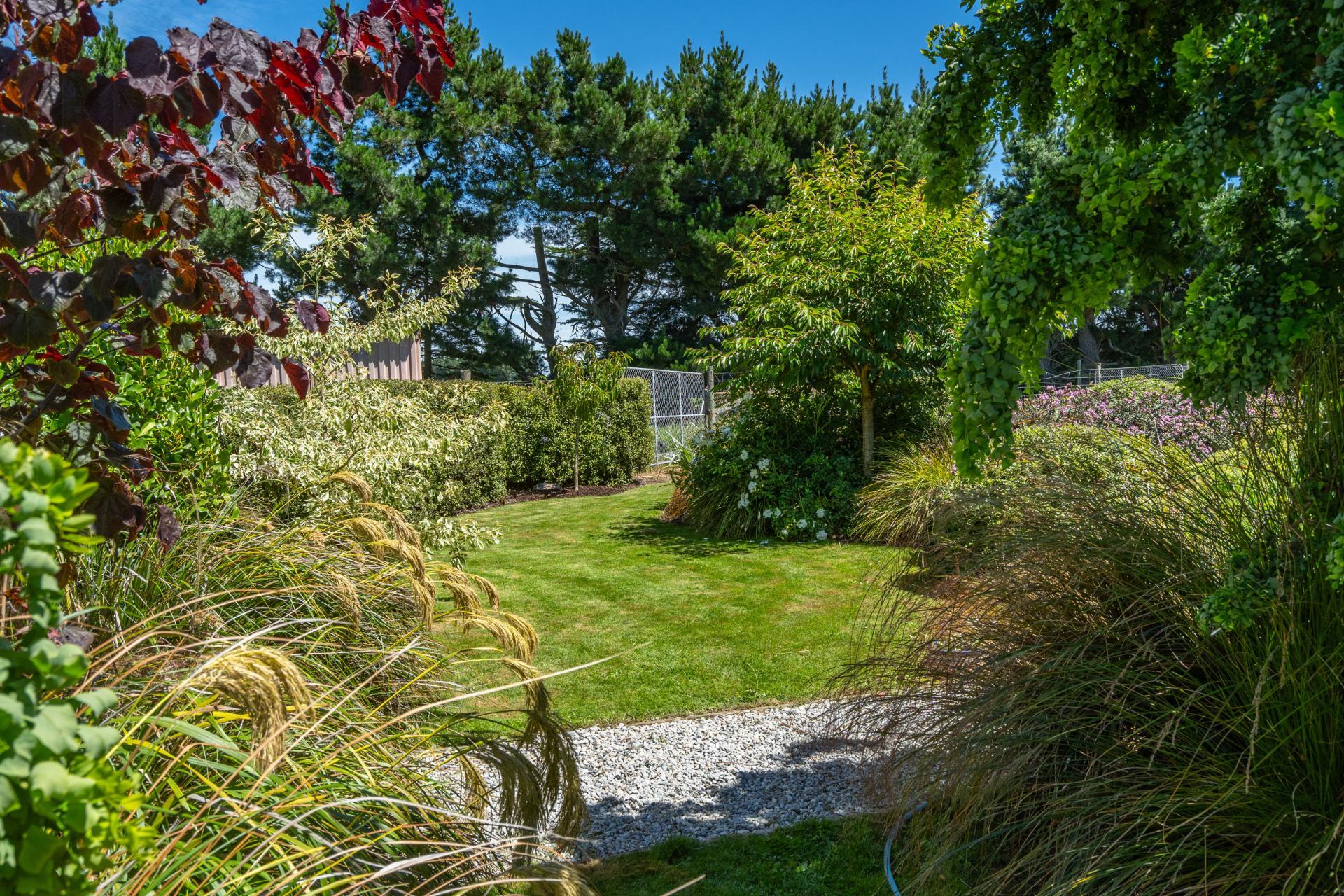 300 Courtenay Road, Charing Cross