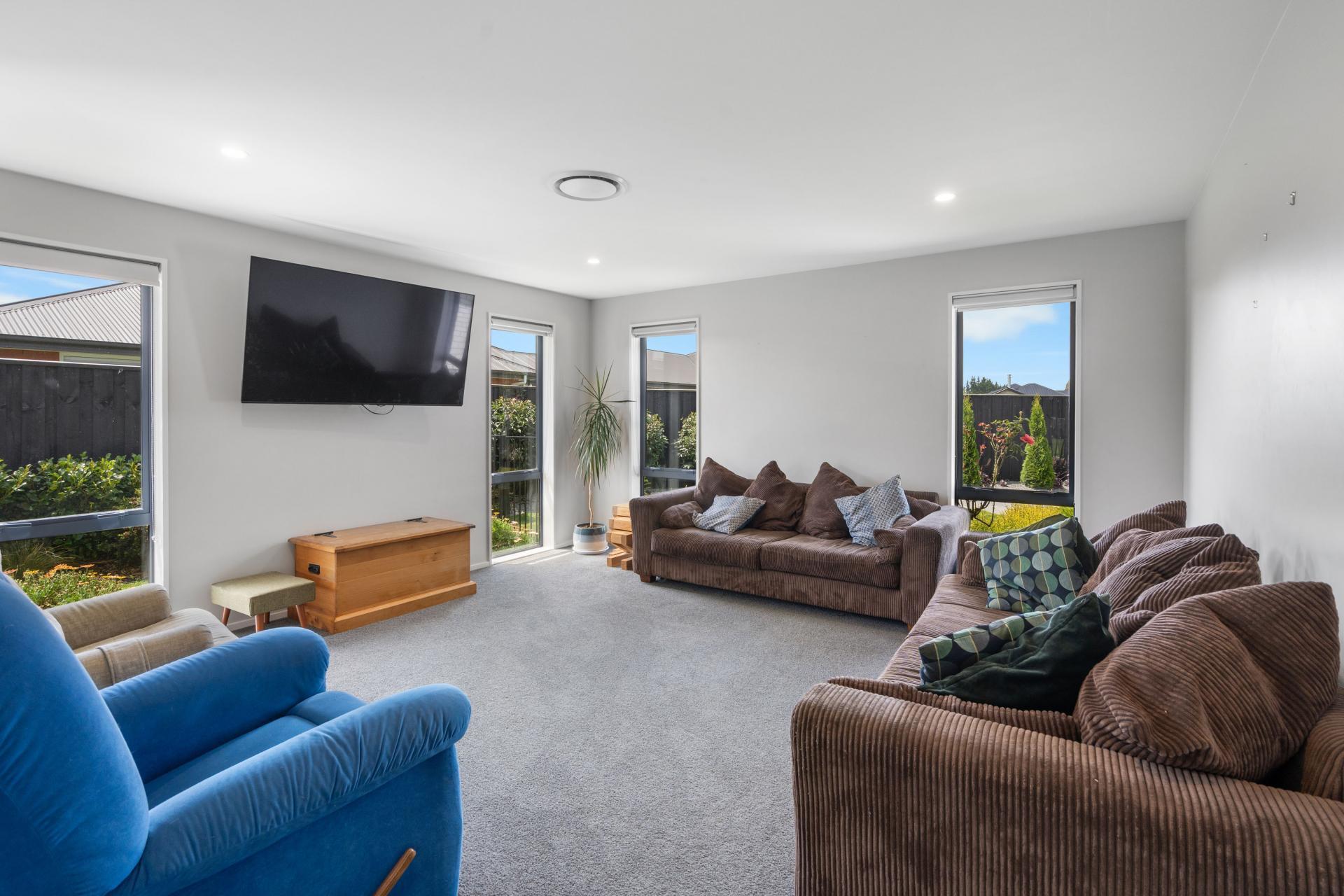 16 Cherry Avenue, Darfield