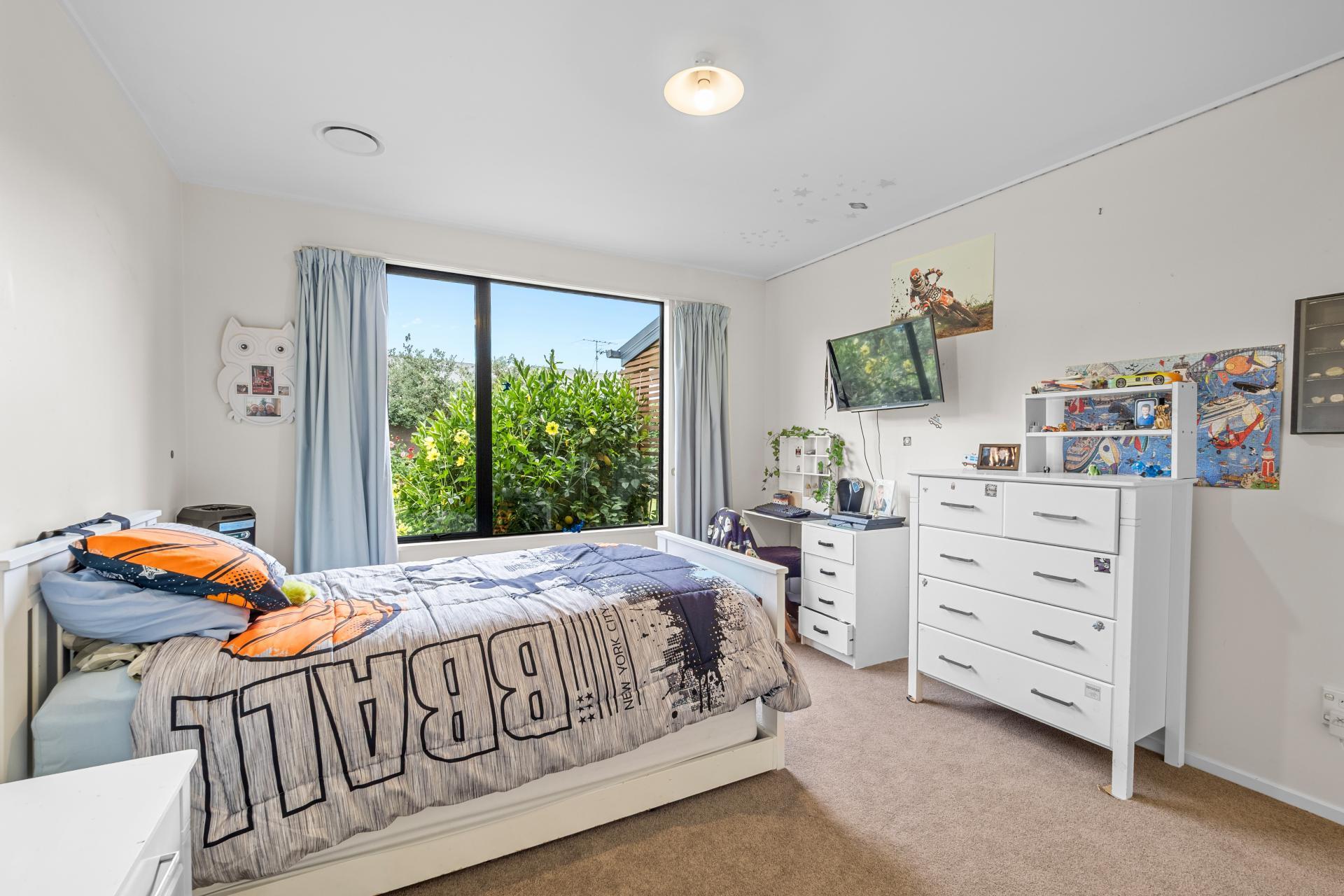 75 Pages Road, Allenton