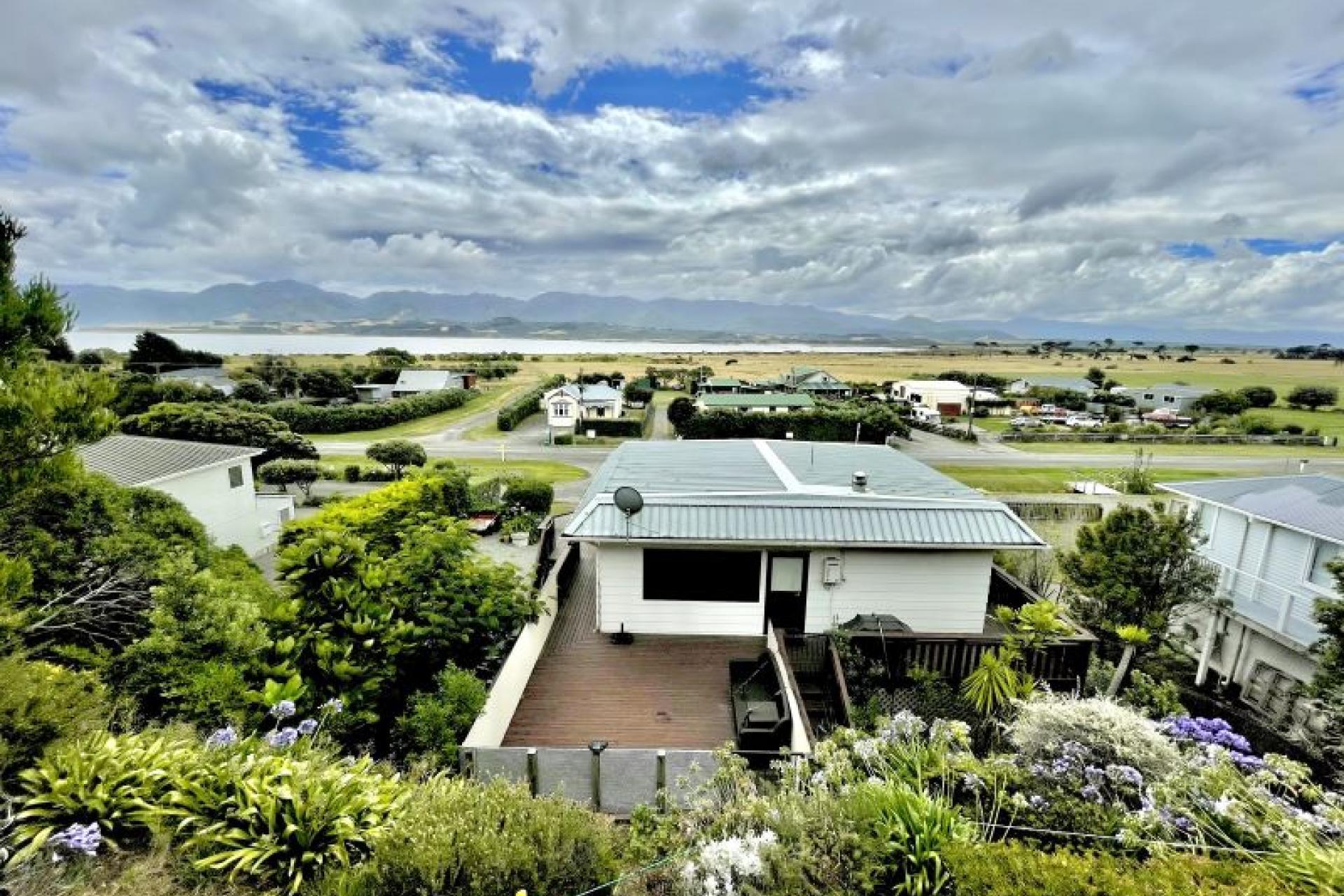 98 Lake Ferry Road, Lake Ferry