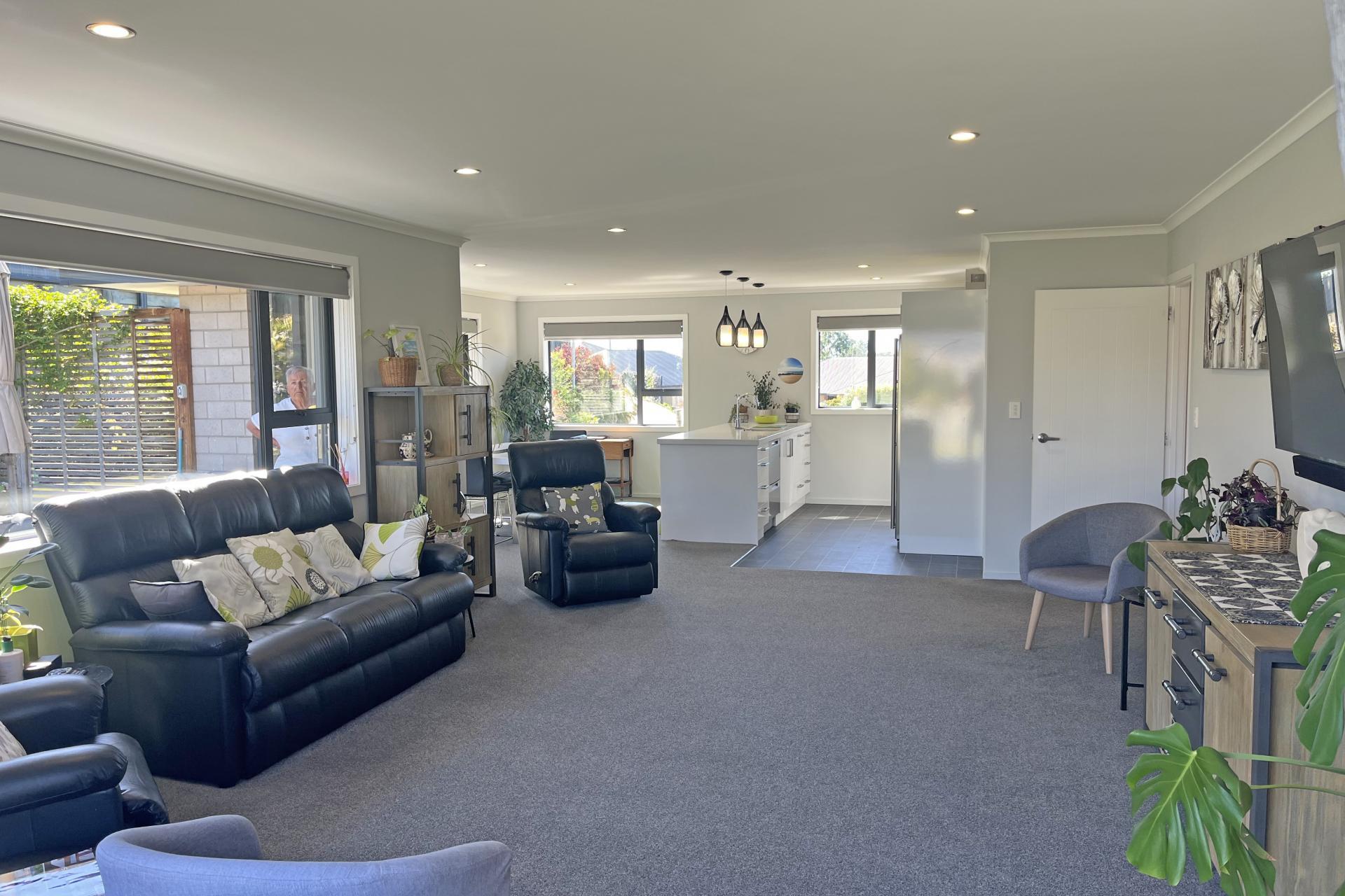 15 Dove Place, Holmes Hill