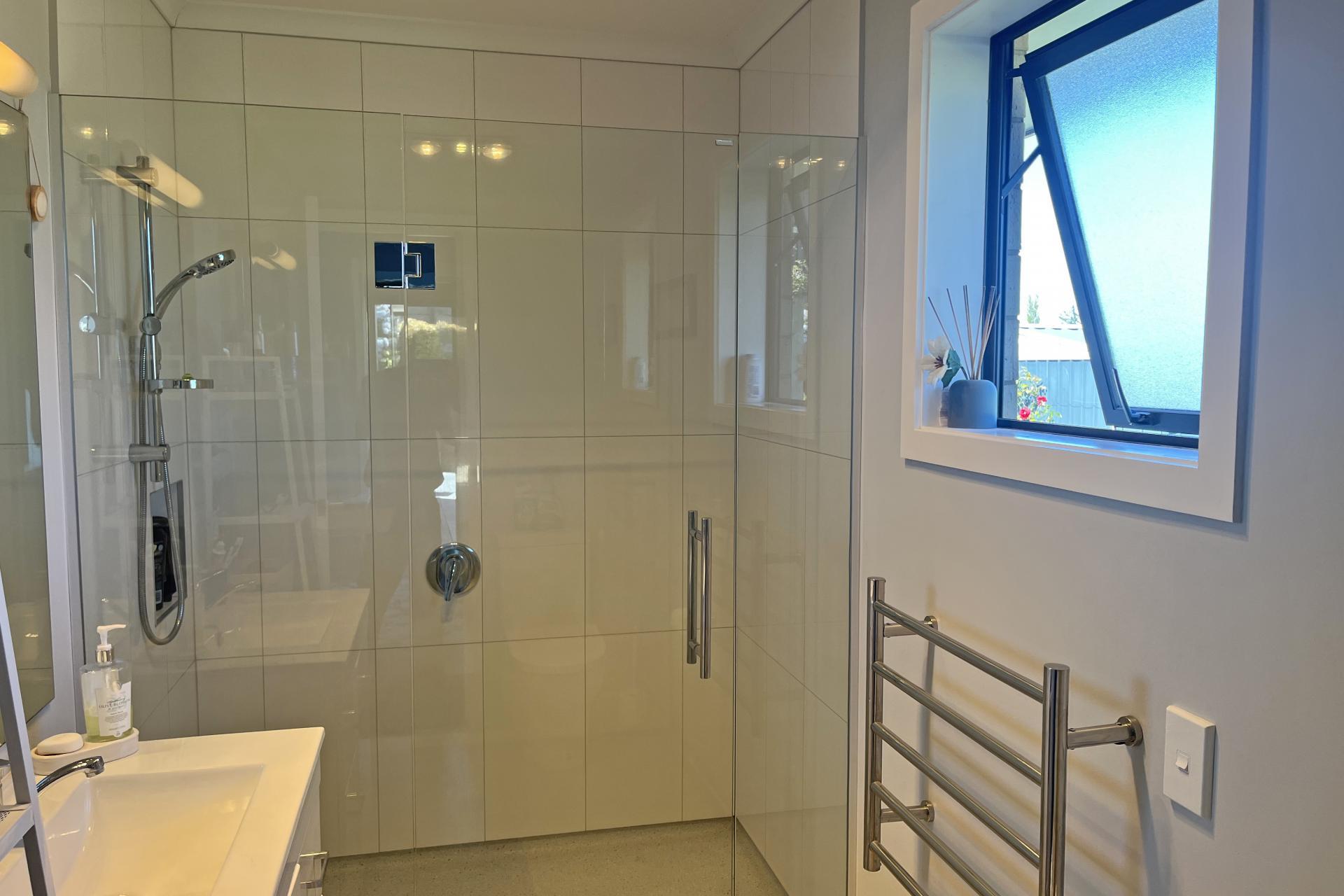 15 Dove Place, Holmes Hill