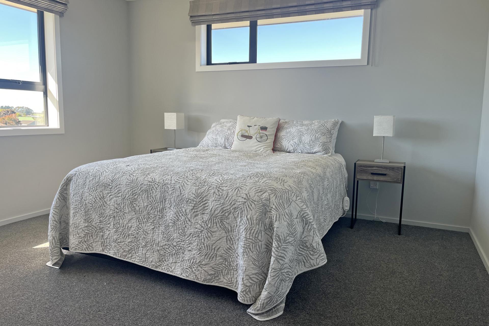 15 Dove Place, Holmes Hill