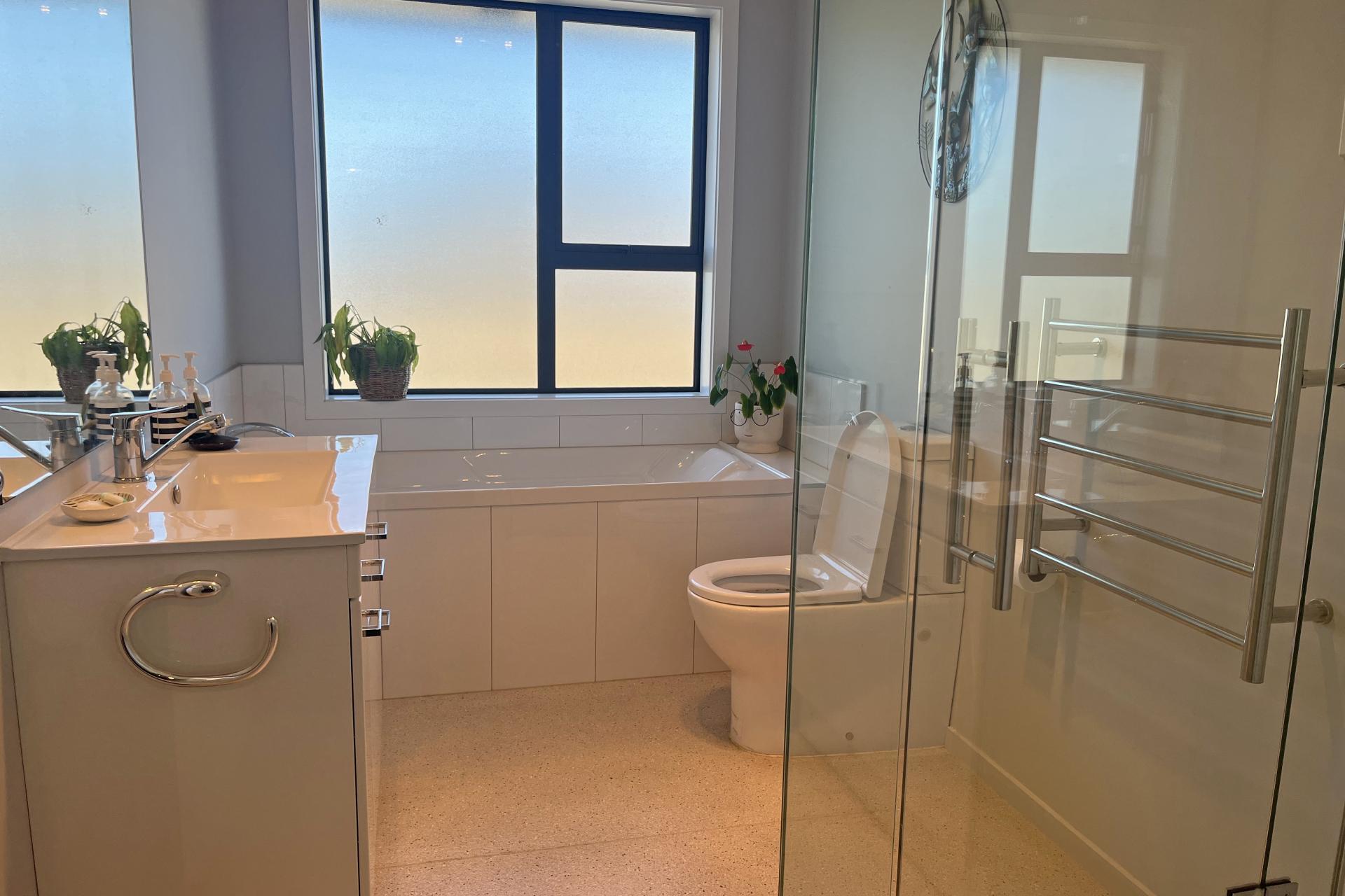 15 Dove Place, Holmes Hill