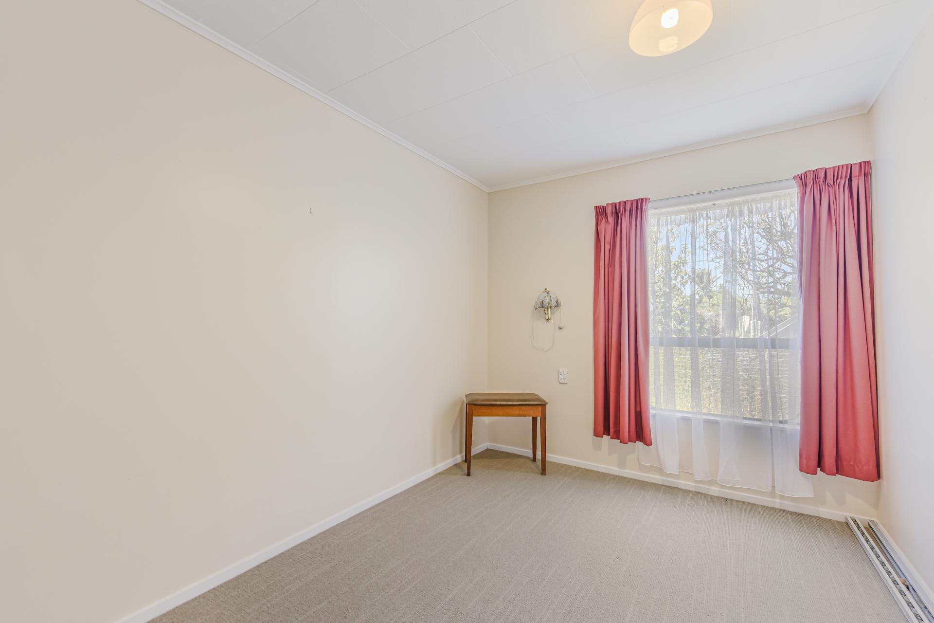 616 Abel Tasman Drive, Clifton