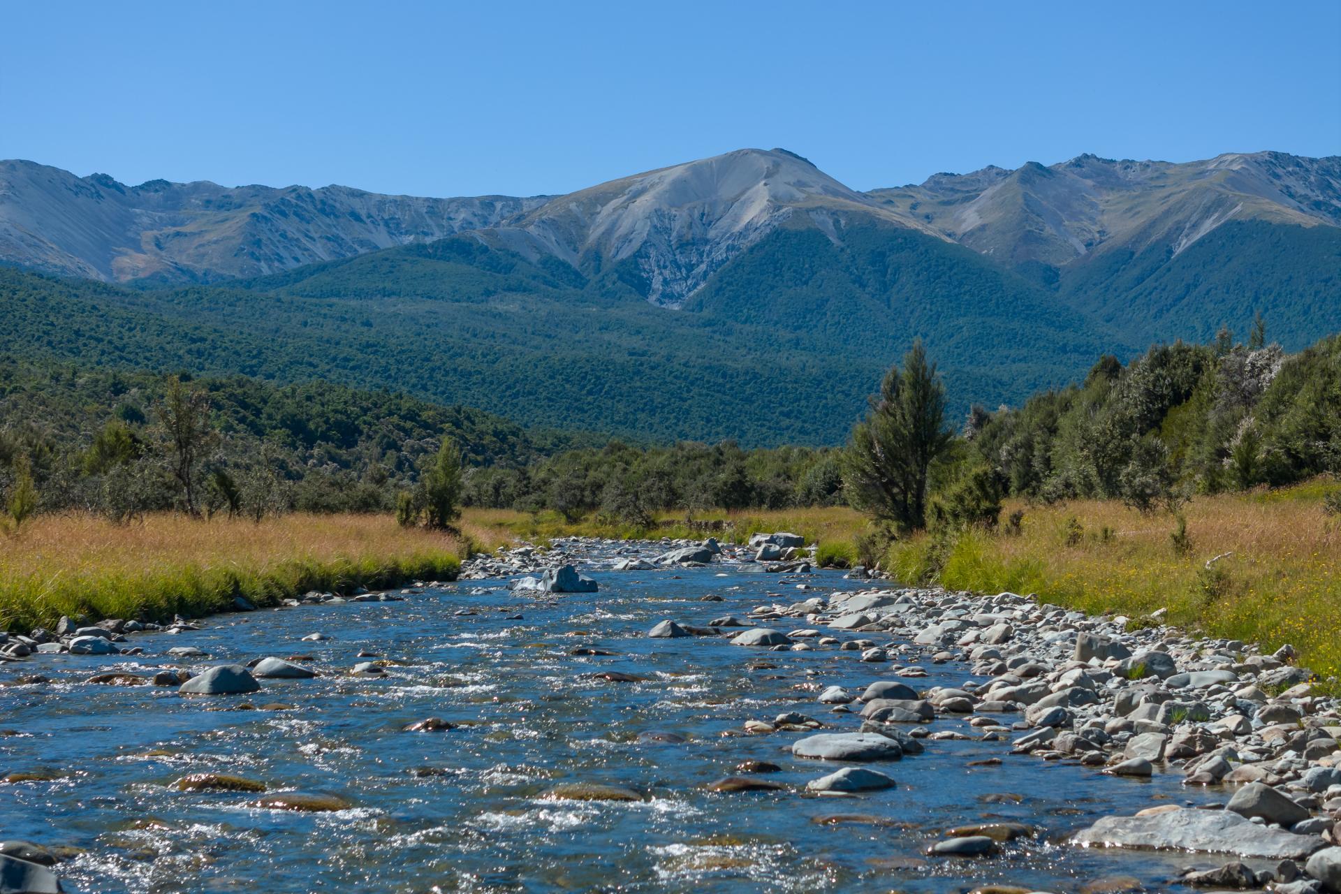 990 Howard Valley Road, Howard