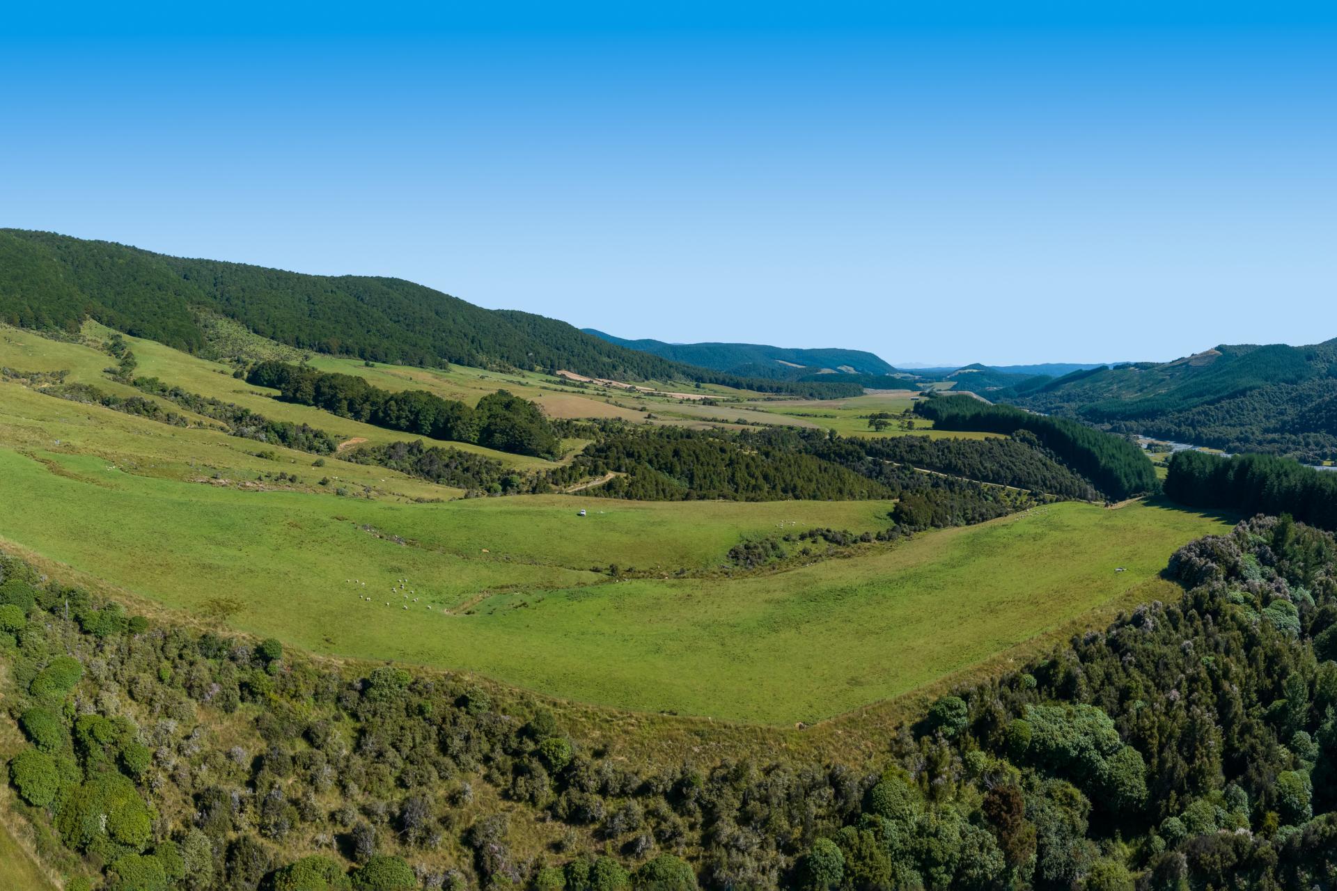 990 Howard Valley Road, Howard