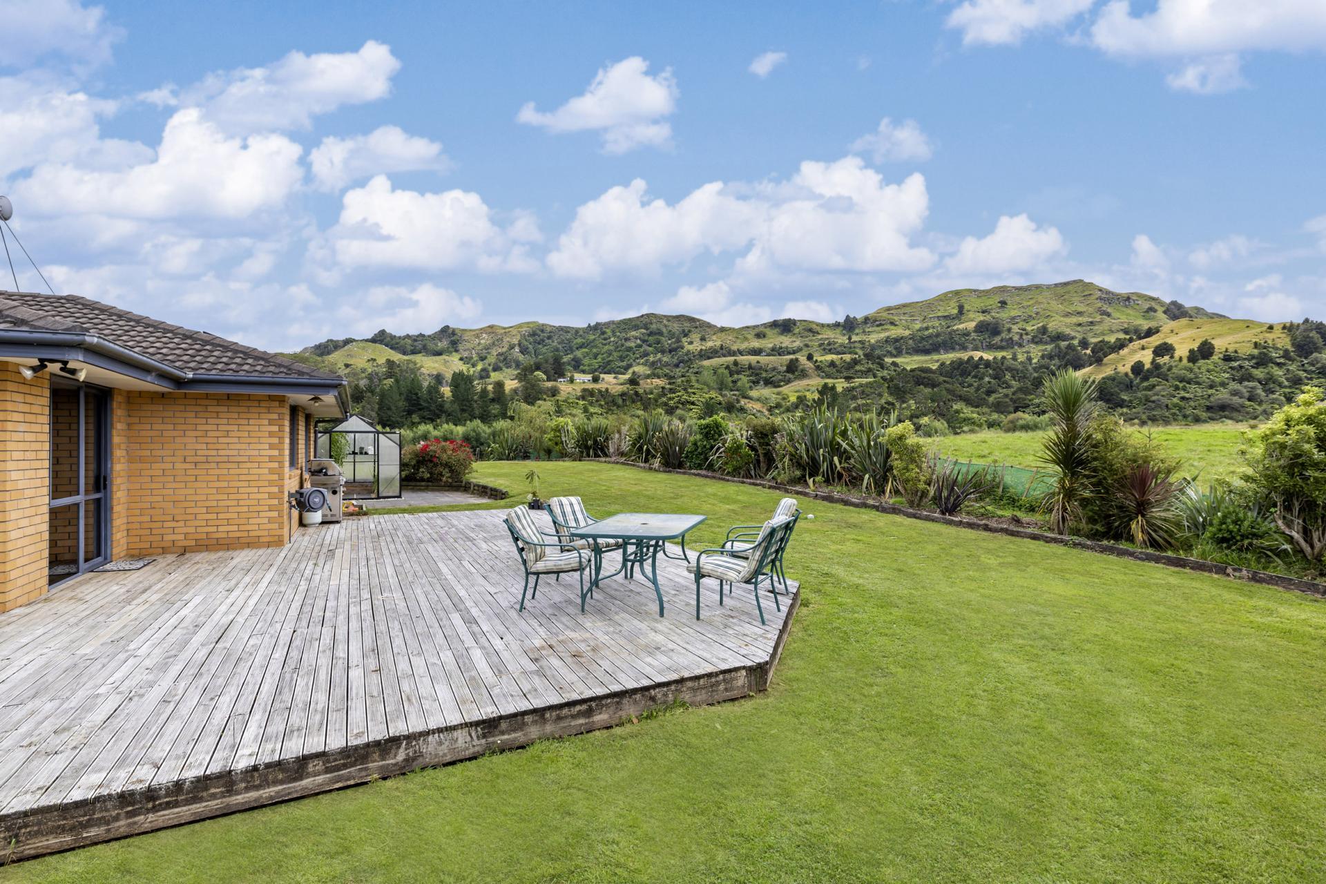 931 Limeworks Loop Road, Karamu