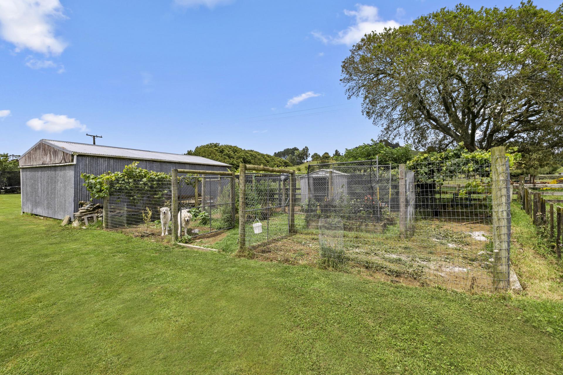 931 Limeworks Loop Road, Karamu