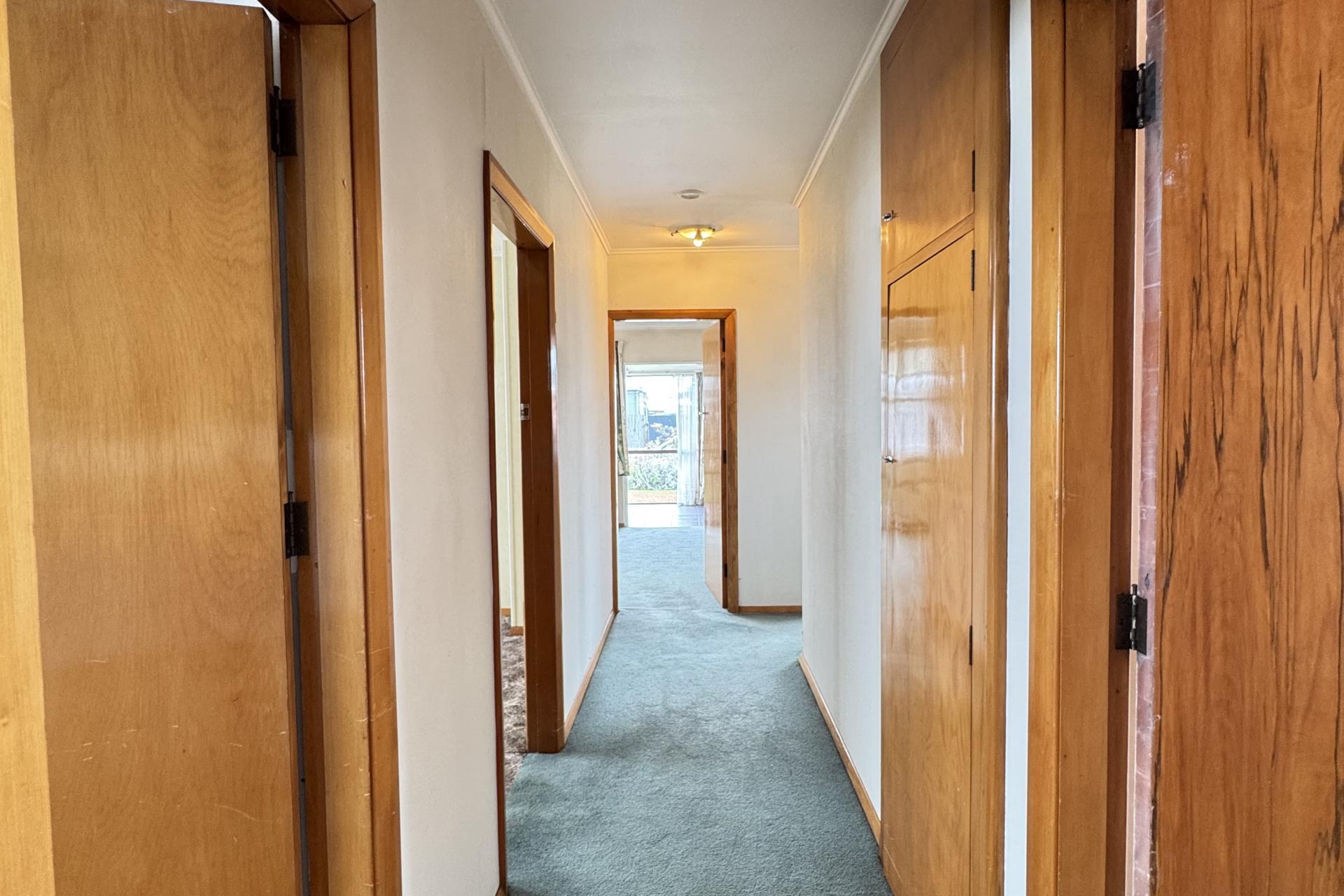 56 Raymond Street, West End