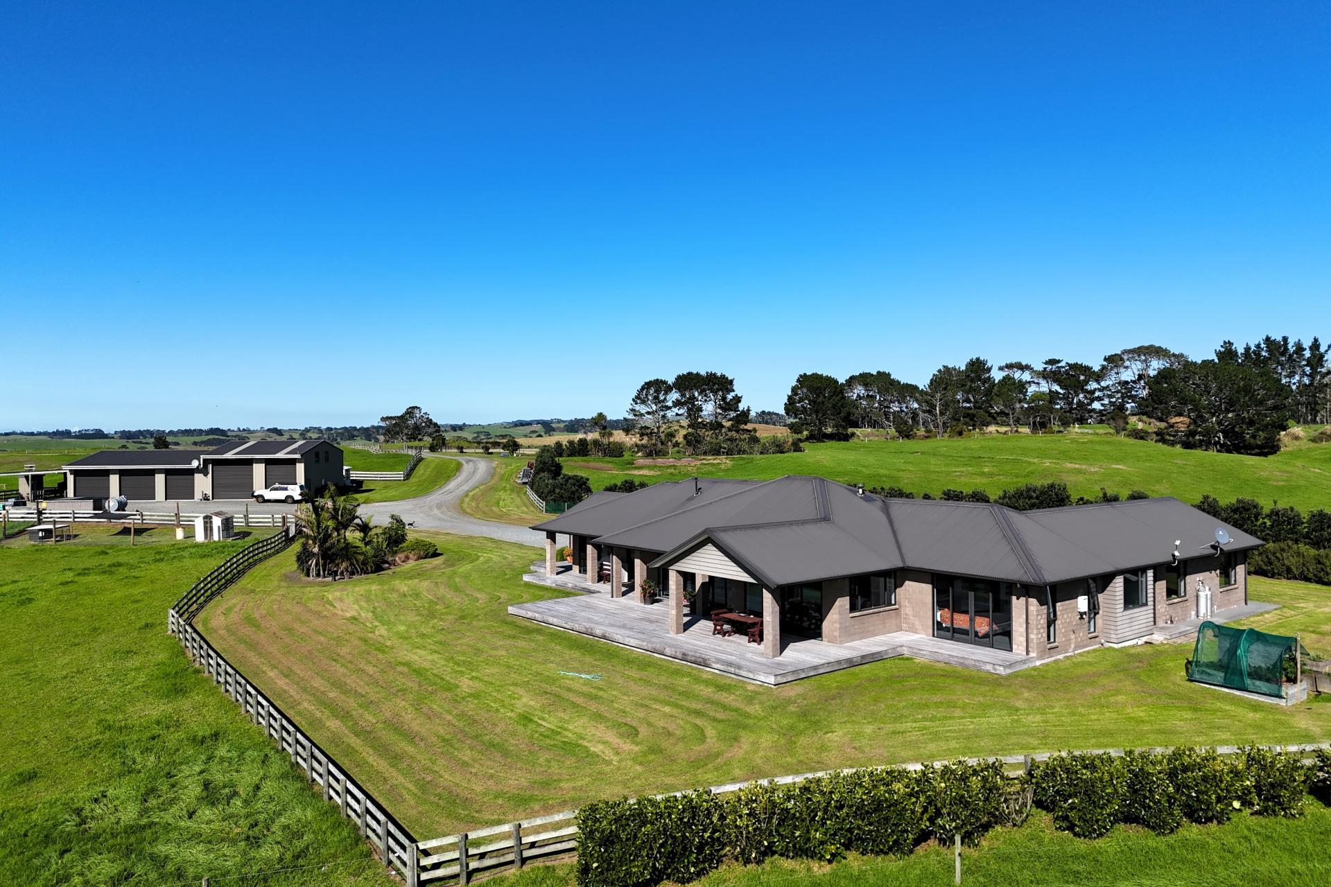 60 Scarrott Road, Te Kopuru