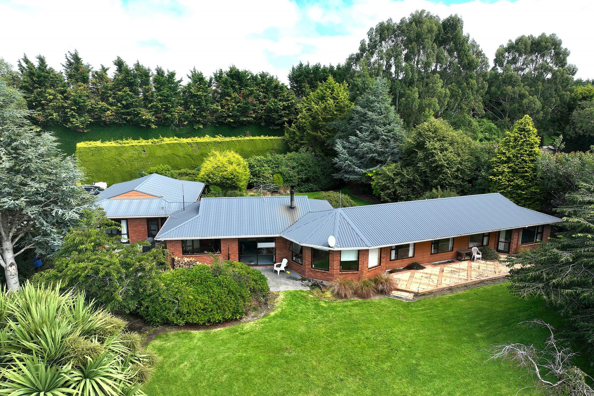 672 Oporo Flat Road, Oporo