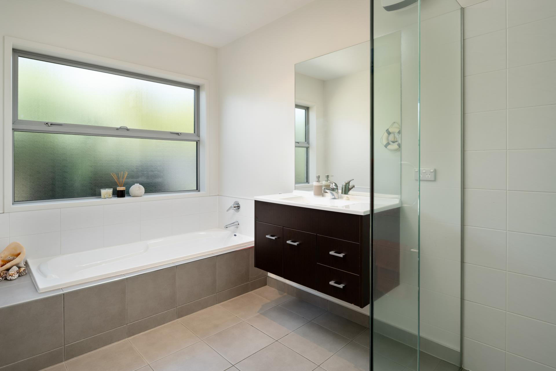 23 Covent Gardens, Springlands