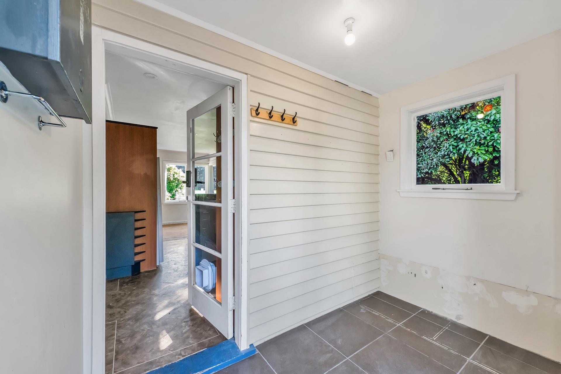 2131 Old West Coast Road, Kirwee