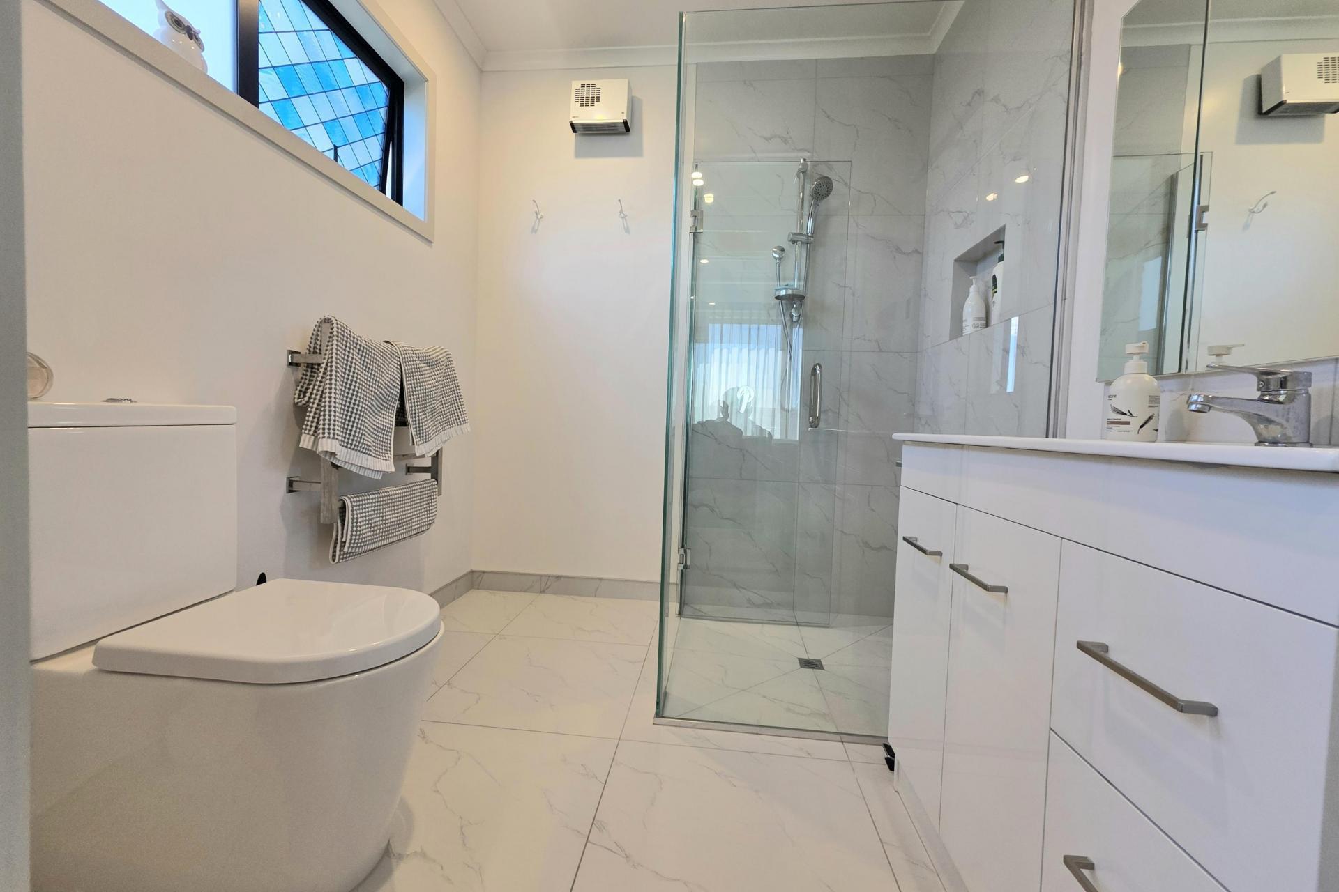 18 Avoca Drive, Waiareka Junction