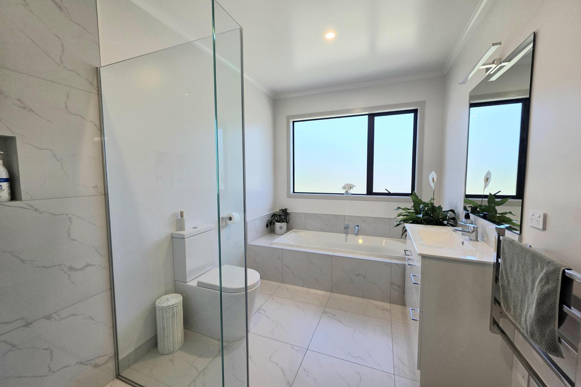 18 Avoca Drive, Waiareka Junction