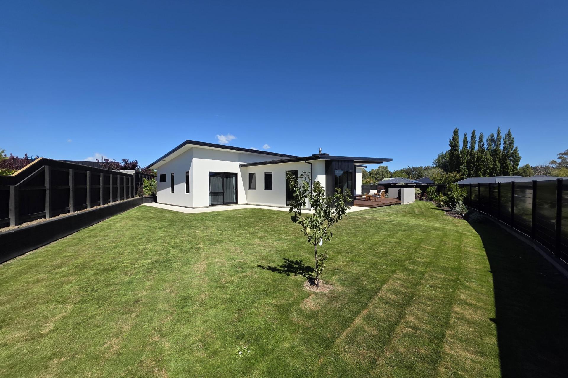18 Avoca Drive, Waiareka Junction
