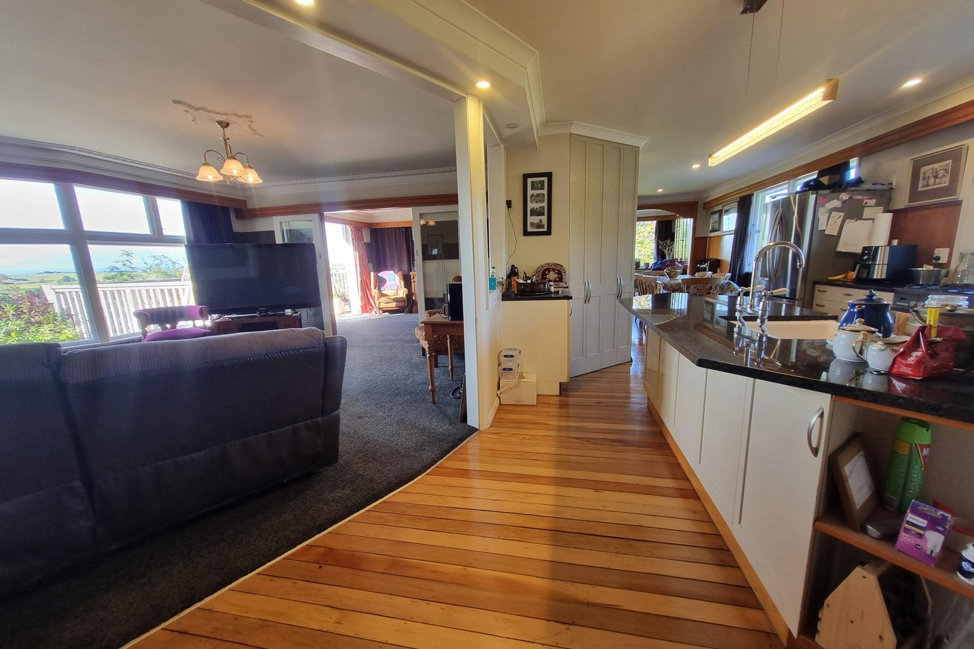 2000 Hillfoot Road, Warepa