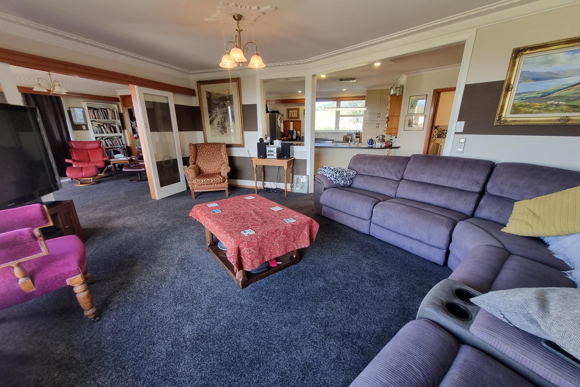 2000 Hillfoot Road, Warepa